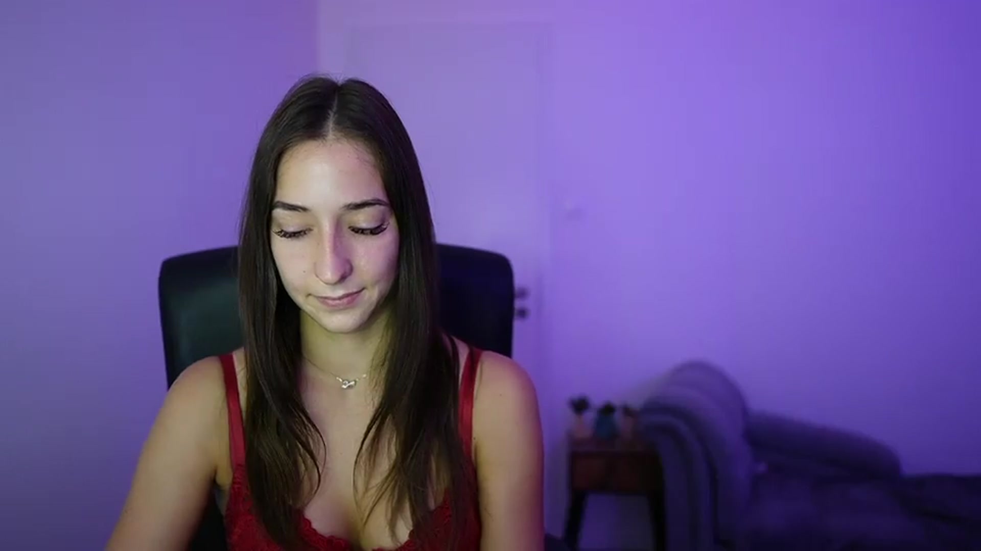 Gallery image thumbnail from Brunettte_18's myfreecams stream on, 06/25/2026, 13:29 image 12 of 20