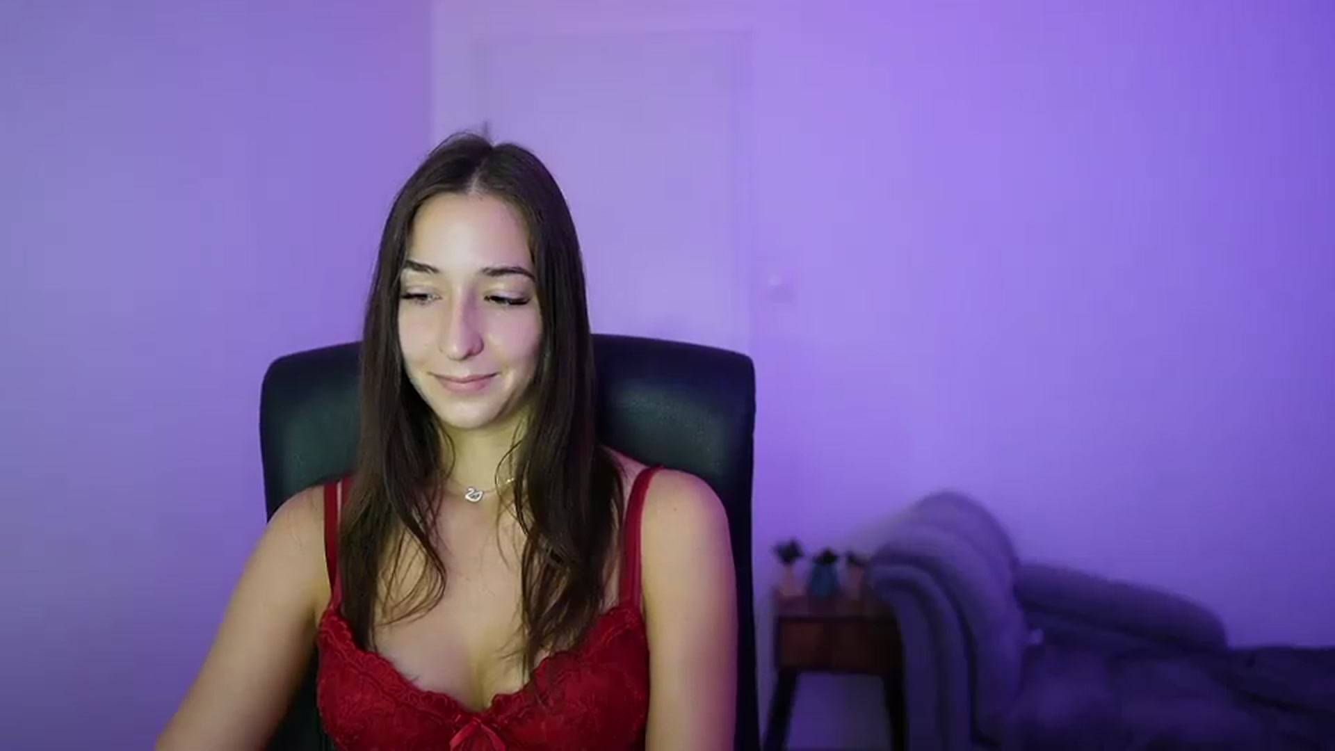 Gallery image thumbnail from Brunettte_18's myfreecams stream on, 06/25/2026, 14:03 image 18 of 20