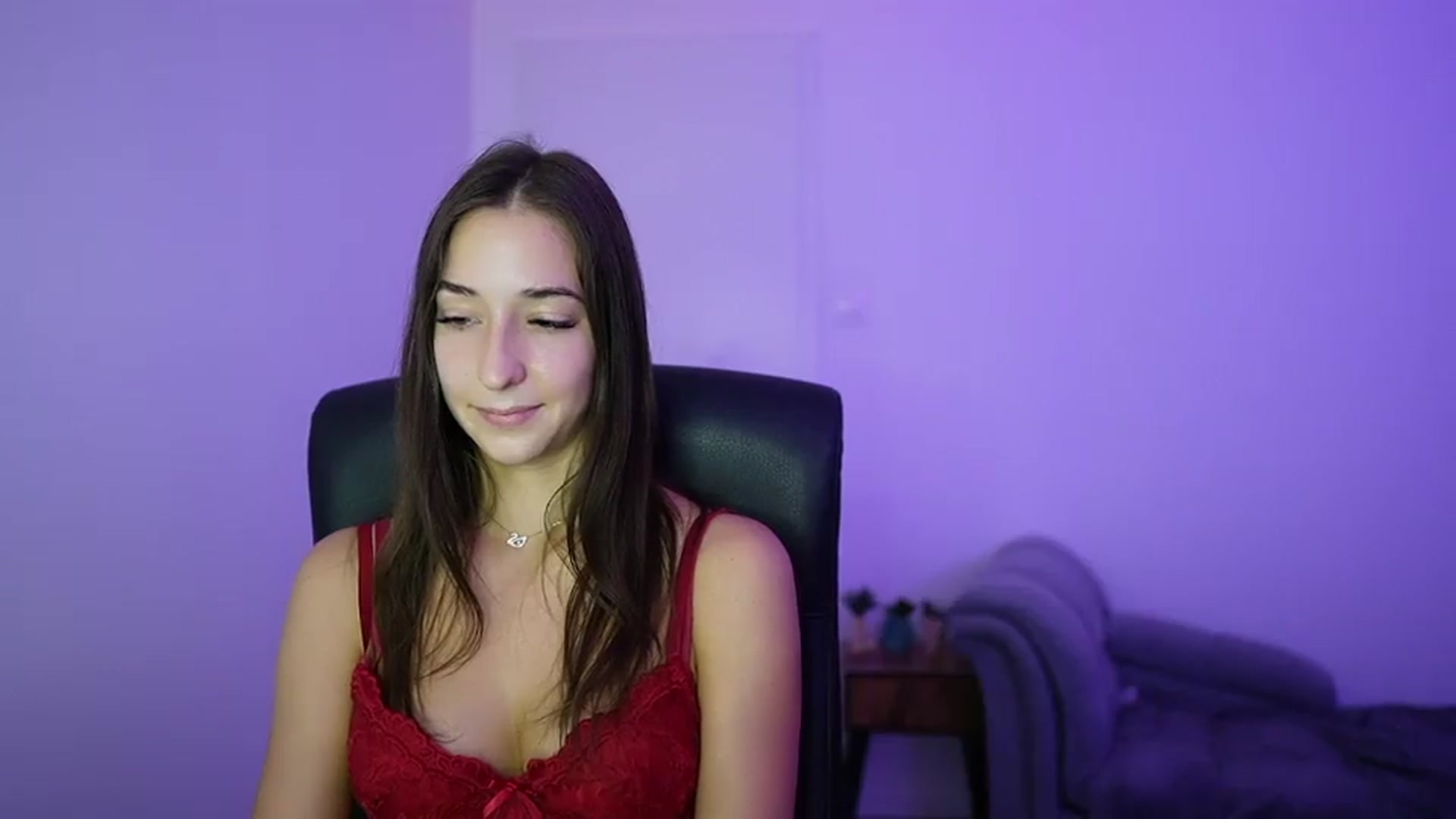 Gallery image thumbnail from Brunettte_18's myfreecams stream on, 06/25/2026, 14:03 image 5 of 20