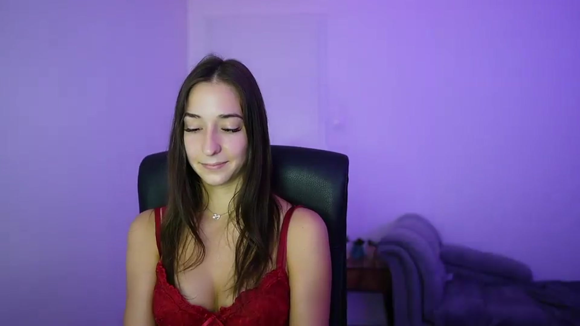 Gallery image thumbnail from Brunettte_18's myfreecams stream on, 06/25/2026, 14:03 image 7 of 20