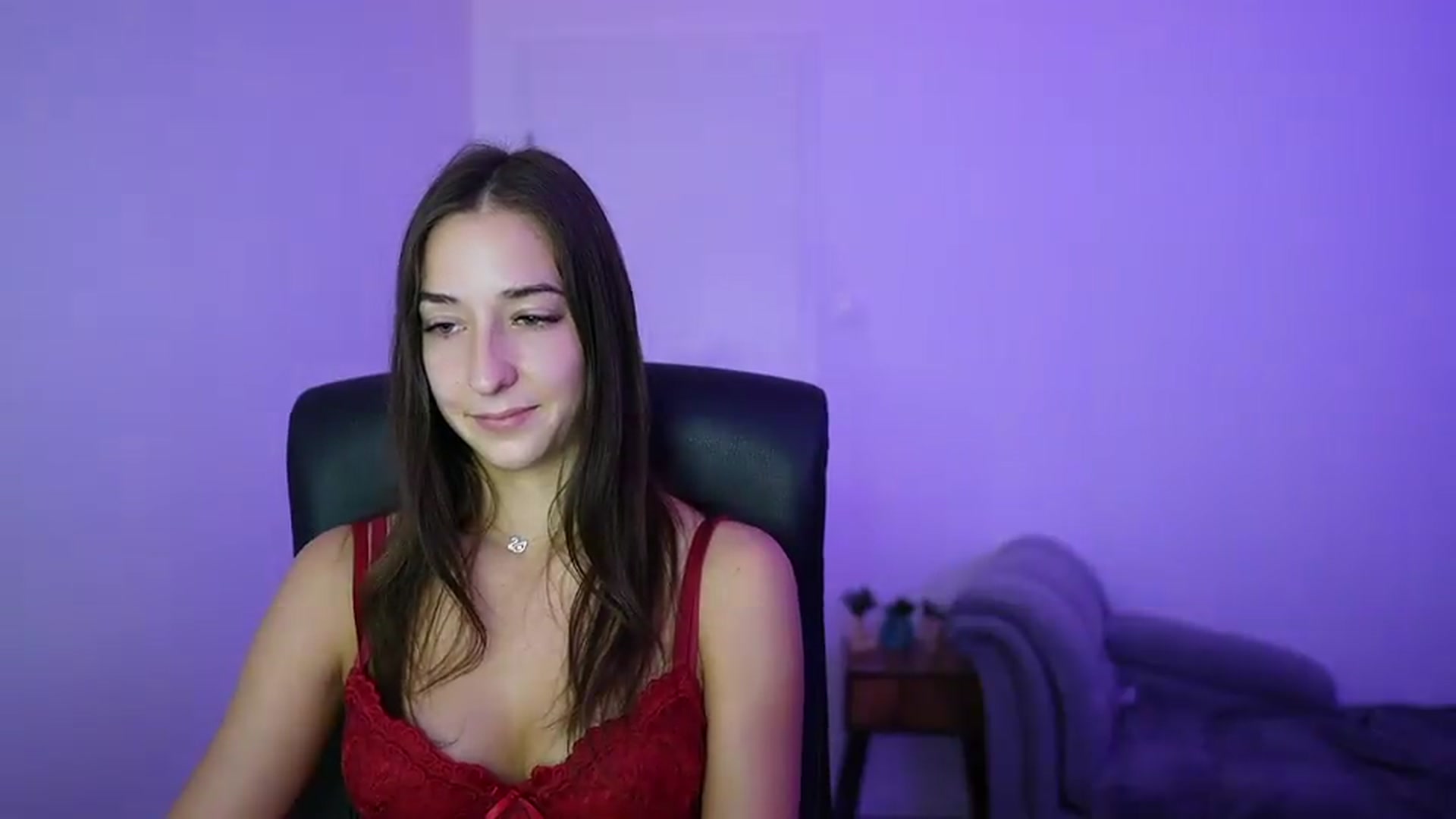 Gallery image thumbnail from Brunettte_18's myfreecams stream on, 06/25/2026, 14:03 image 6 of 20