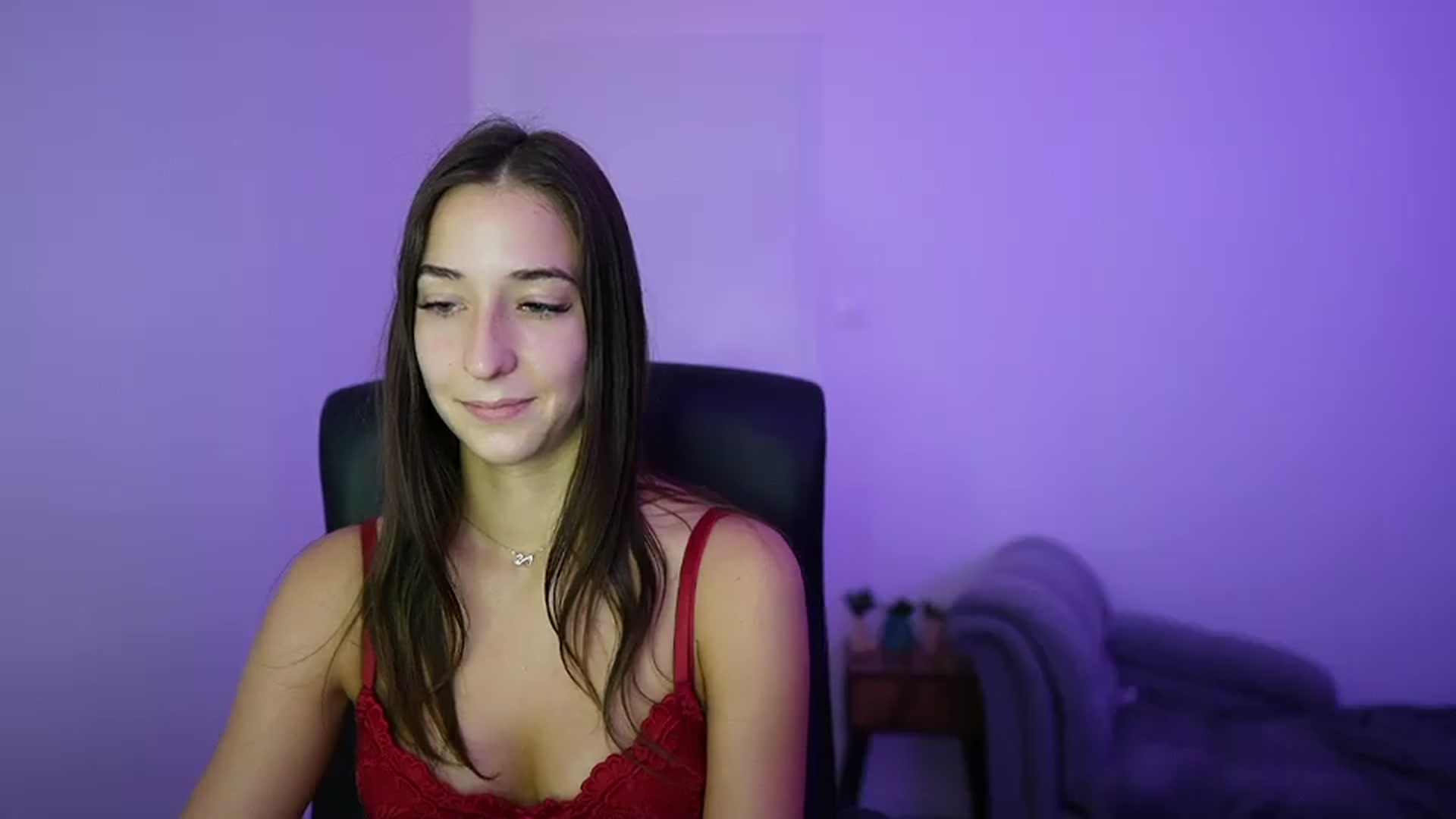 Gallery image thumbnail from Brunettte_18's myfreecams stream on, 06/25/2026, 15:07 image 19 of 20