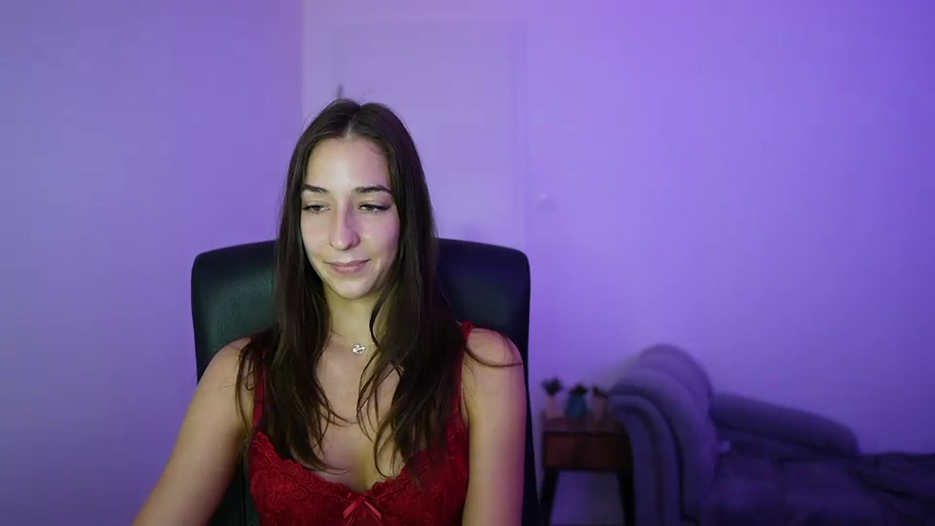 Gallery image thumbnail from Brunettte_18's myfreecams stream on, 06/25/2026, 15:07 image 3 of 20