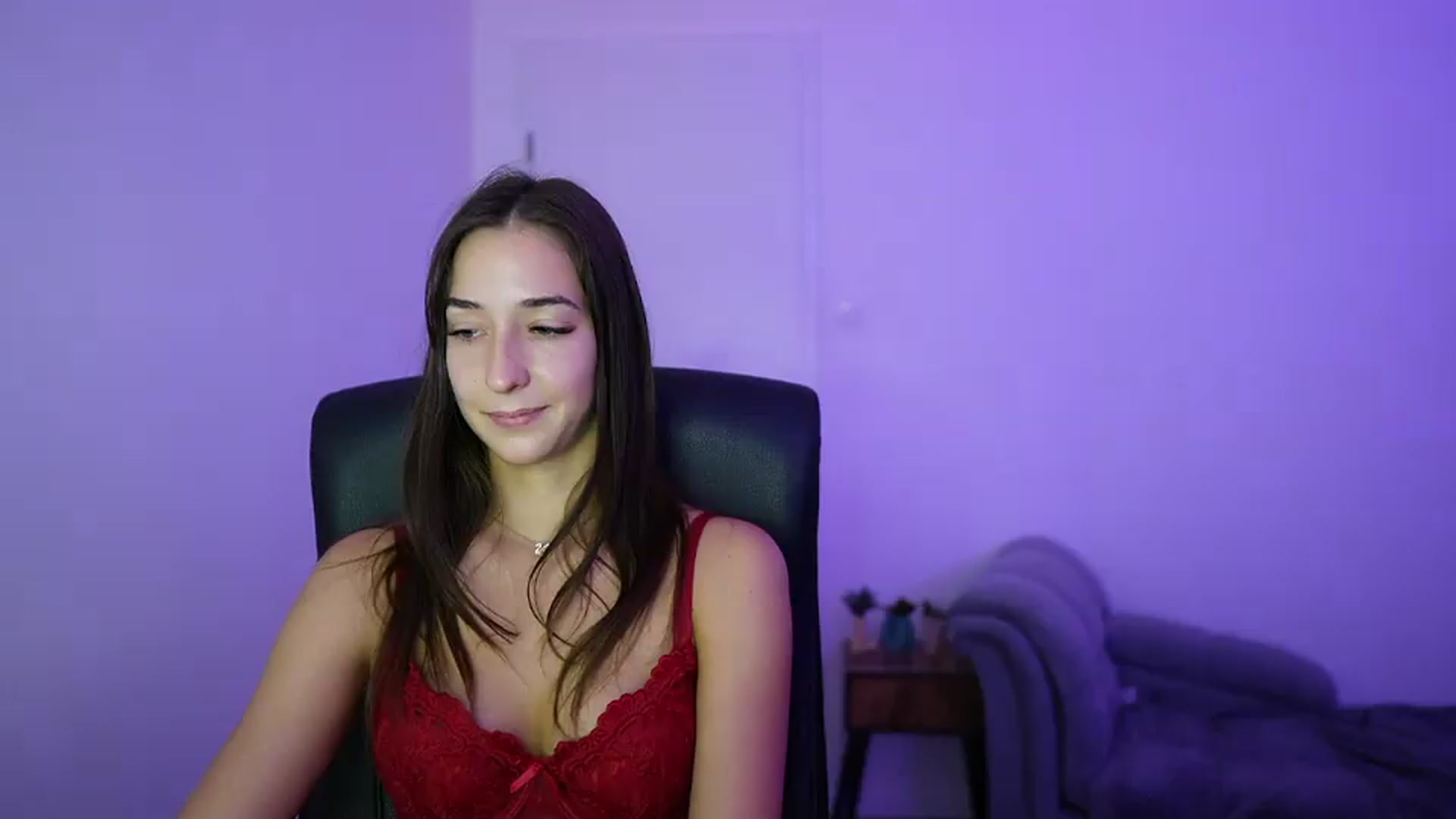 Gallery image thumbnail from Brunettte_18's myfreecams stream on, 06/25/2026, 17:46 image 5 of 20
