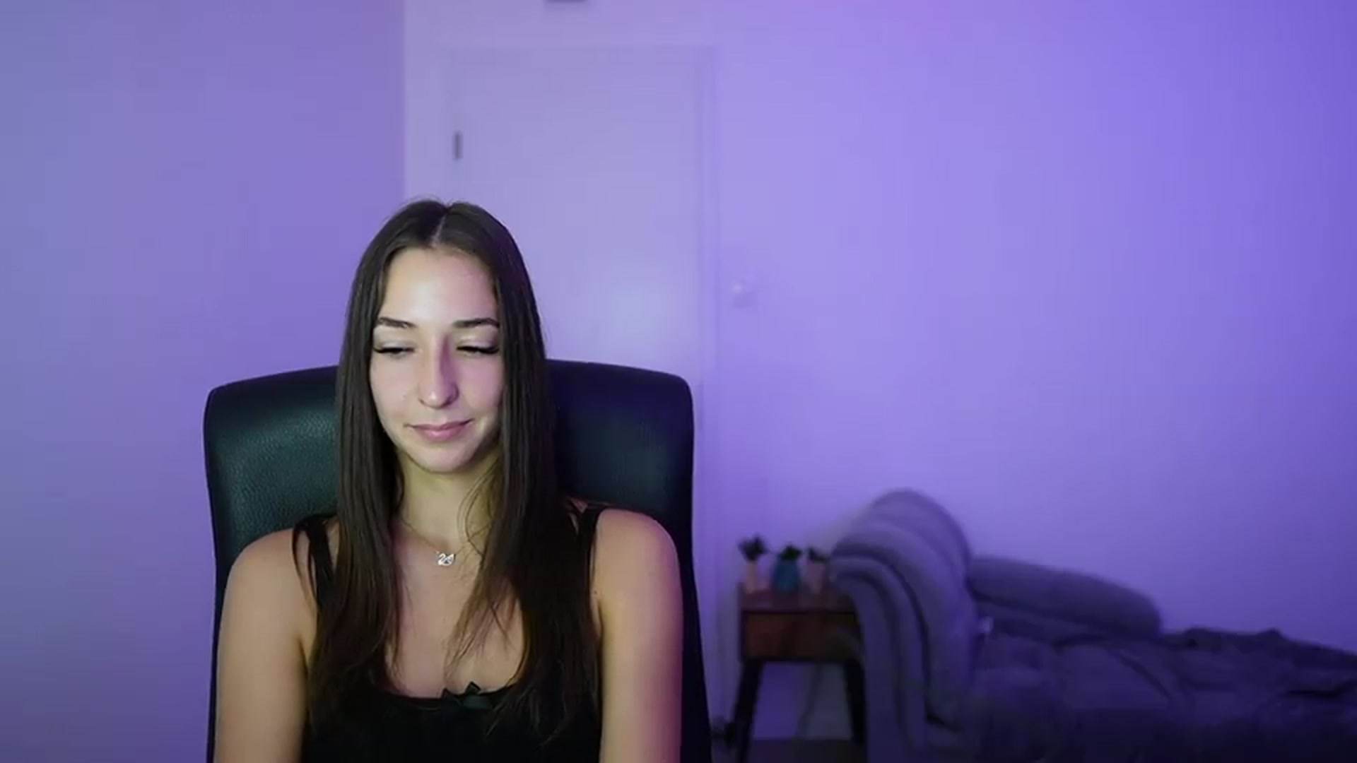 Gallery image thumbnail from Brunettte_18's myfreecams stream on, 06/27/2026, 20:04 image 4 of 20