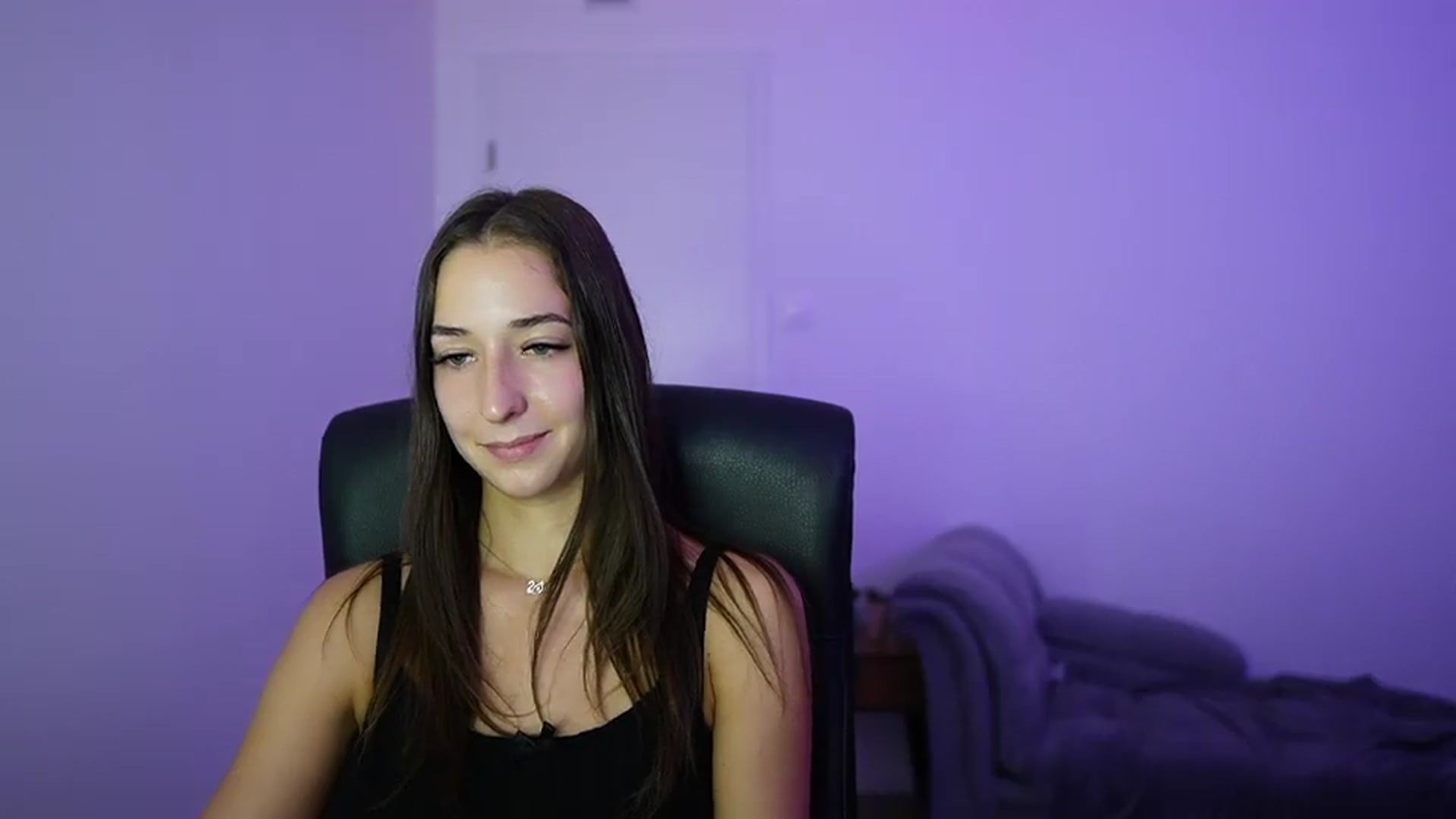Gallery image thumbnail from Brunettte_18's myfreecams stream on, 06/27/2026, 20:04 image 20 of 20
