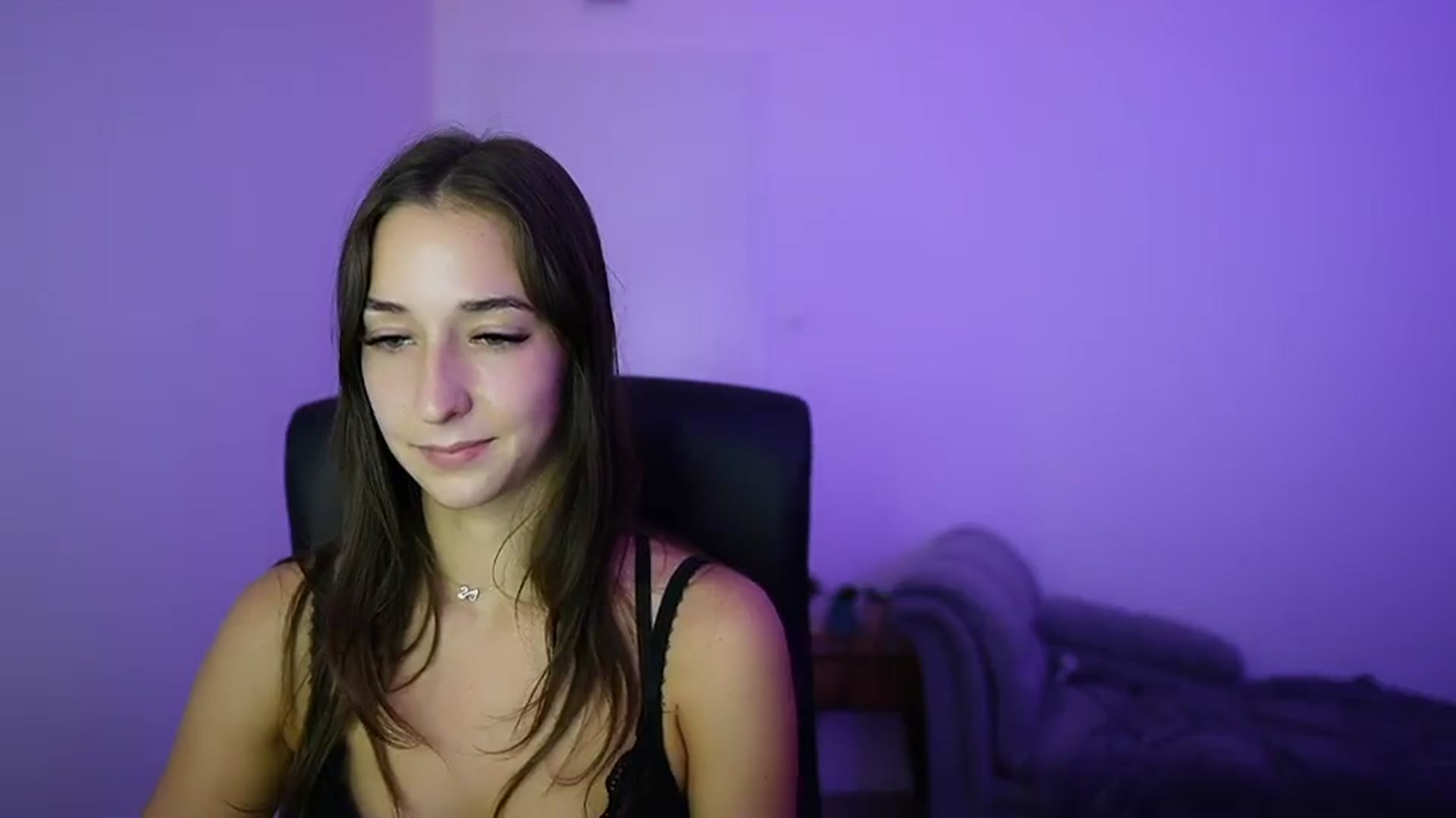 Gallery image thumbnail from Brunettte_18's myfreecams stream on, 06/28/2026, 20:03 image 17 of 20