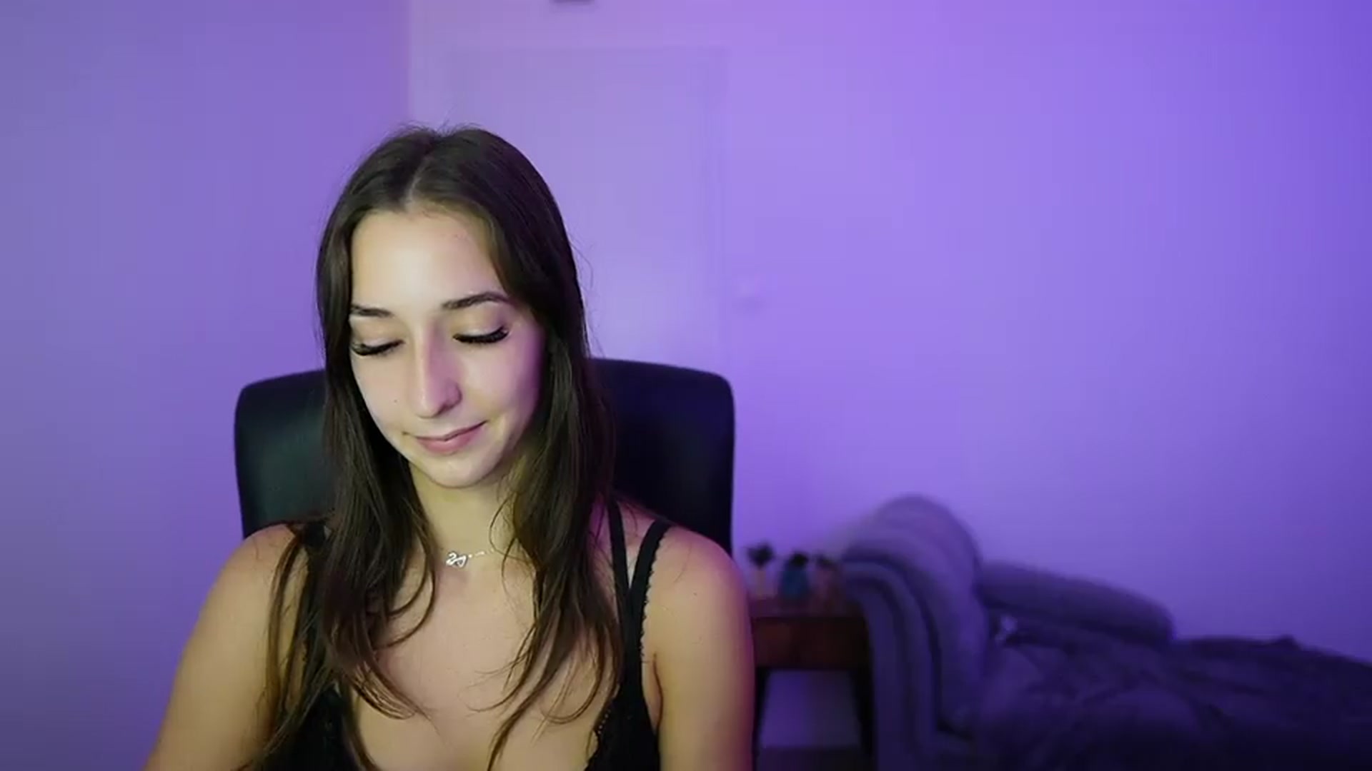 Gallery image thumbnail from Brunettte_18's myfreecams stream on, 06/28/2026, 20:03 image 16 of 20