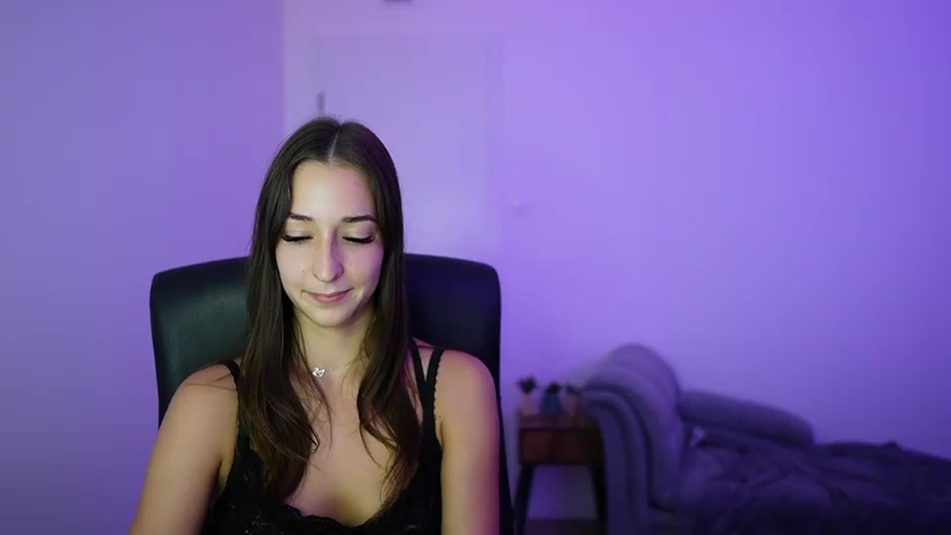 Gallery image thumbnail from Brunettte_18's myfreecams stream on, 06/28/2026, 20:03 image 8 of 20