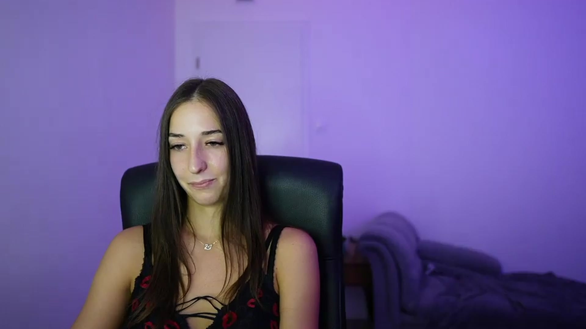Gallery image thumbnail from Brunettte_18's myfreecams stream on, 07/03/2026, 18:53 image 11 of 20