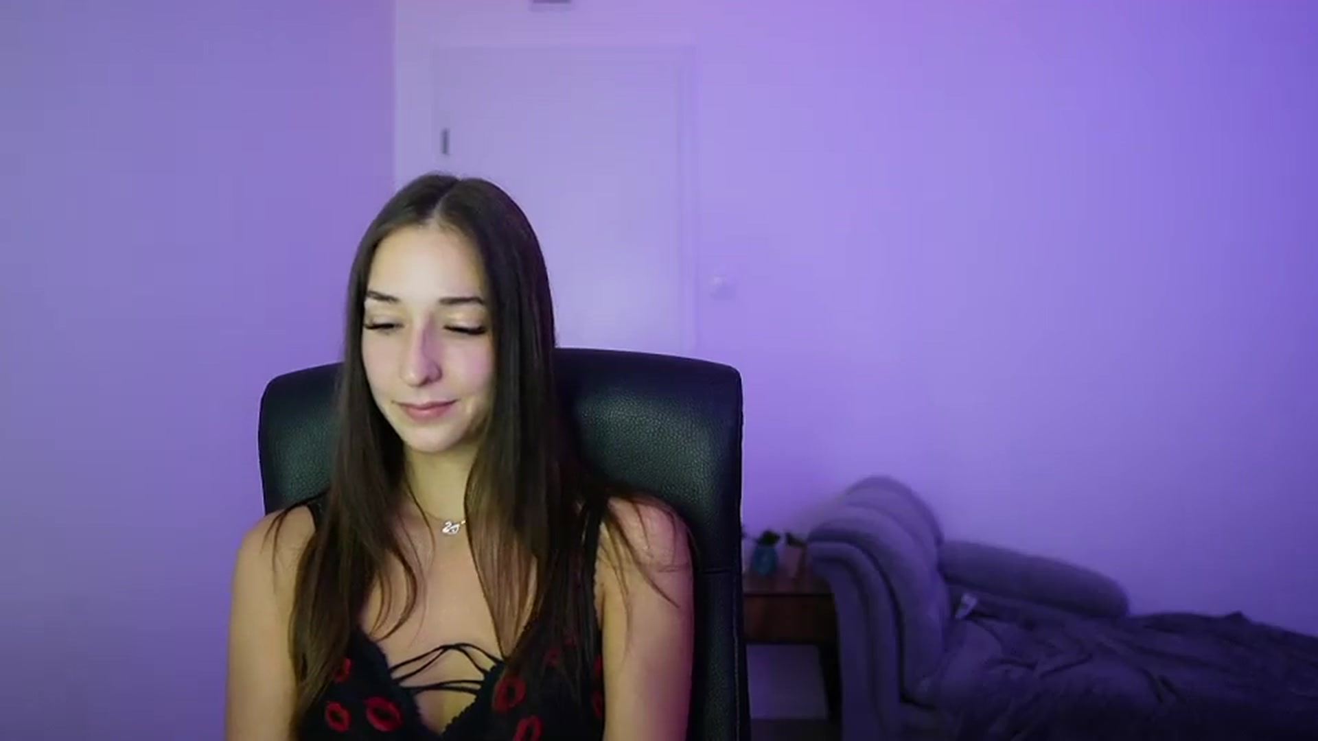 Gallery image thumbnail from Brunettte_18's myfreecams stream on, 07/03/2026, 18:53 image 4 of 20