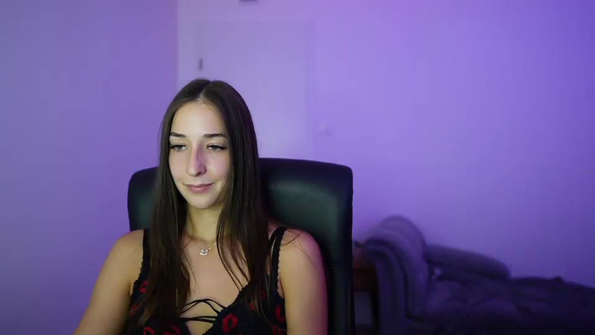 Gallery image thumbnail from Brunettte_18's myfreecams stream on, 07/03/2026, 18:53 image 7 of 20