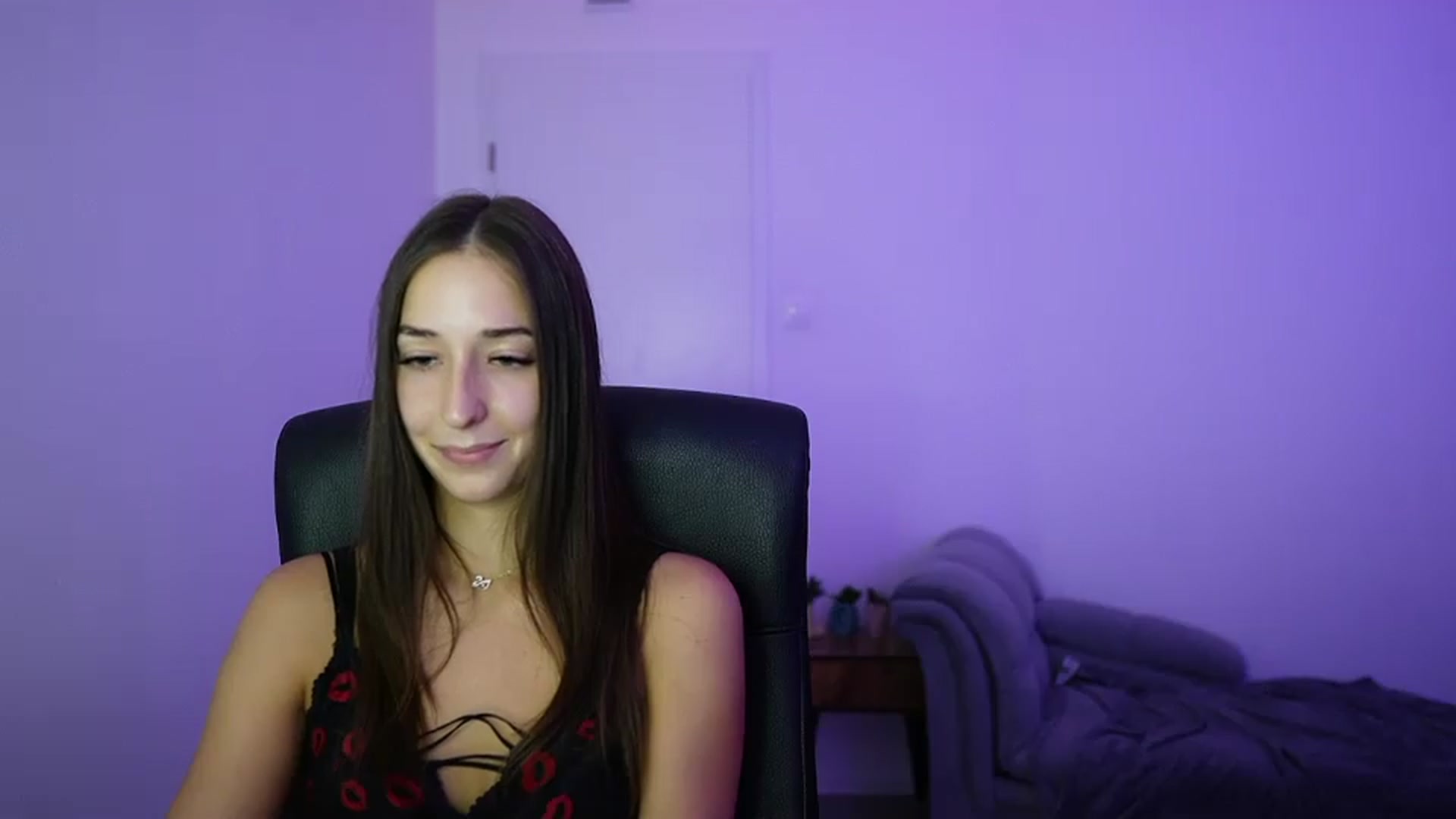 Gallery image thumbnail from Brunettte_18's myfreecams stream on, 07/03/2026, 18:53 image 19 of 20