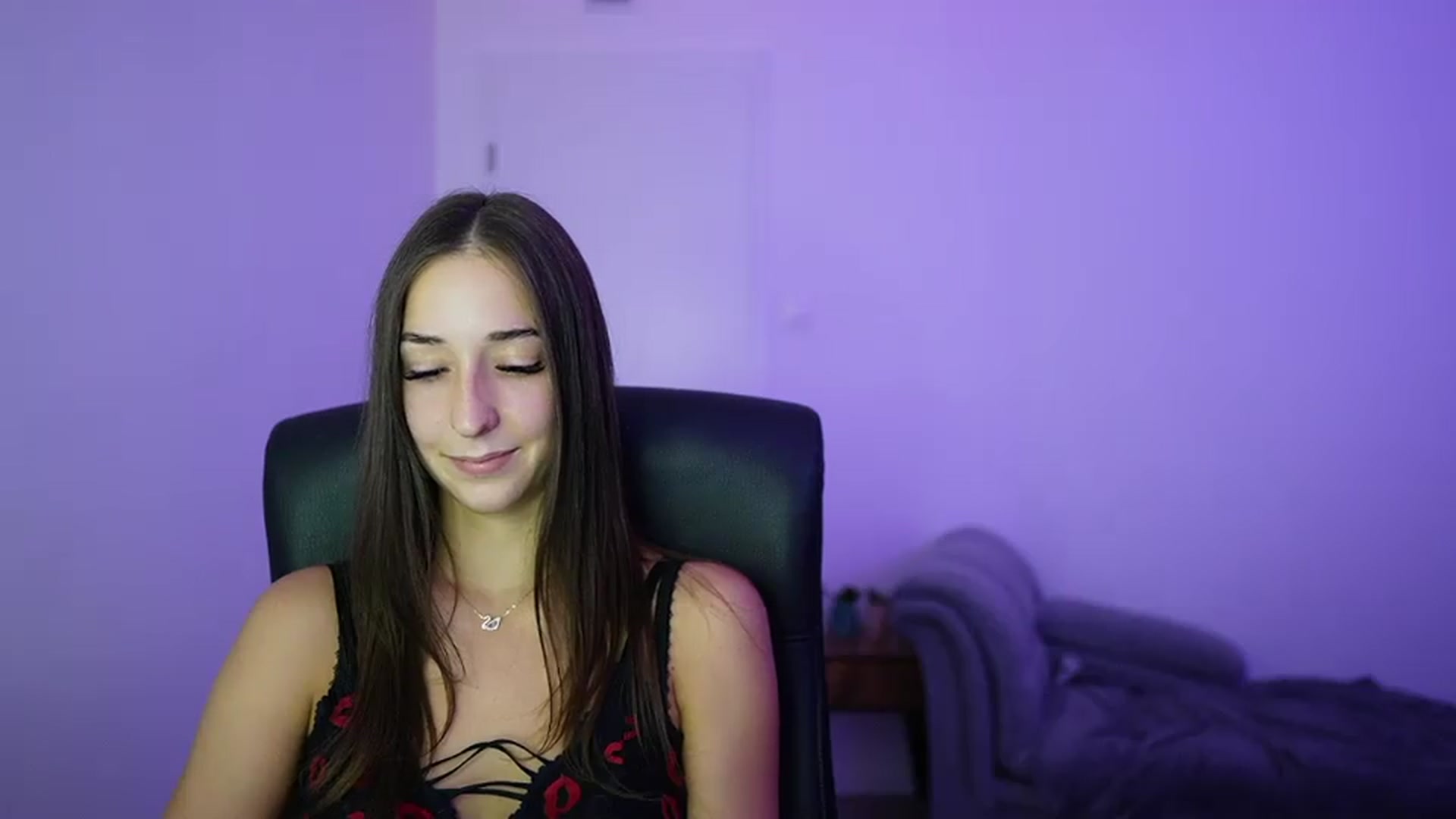 Gallery image thumbnail from Brunettte_18's myfreecams stream on, 07/03/2026, 18:53 image 8 of 20