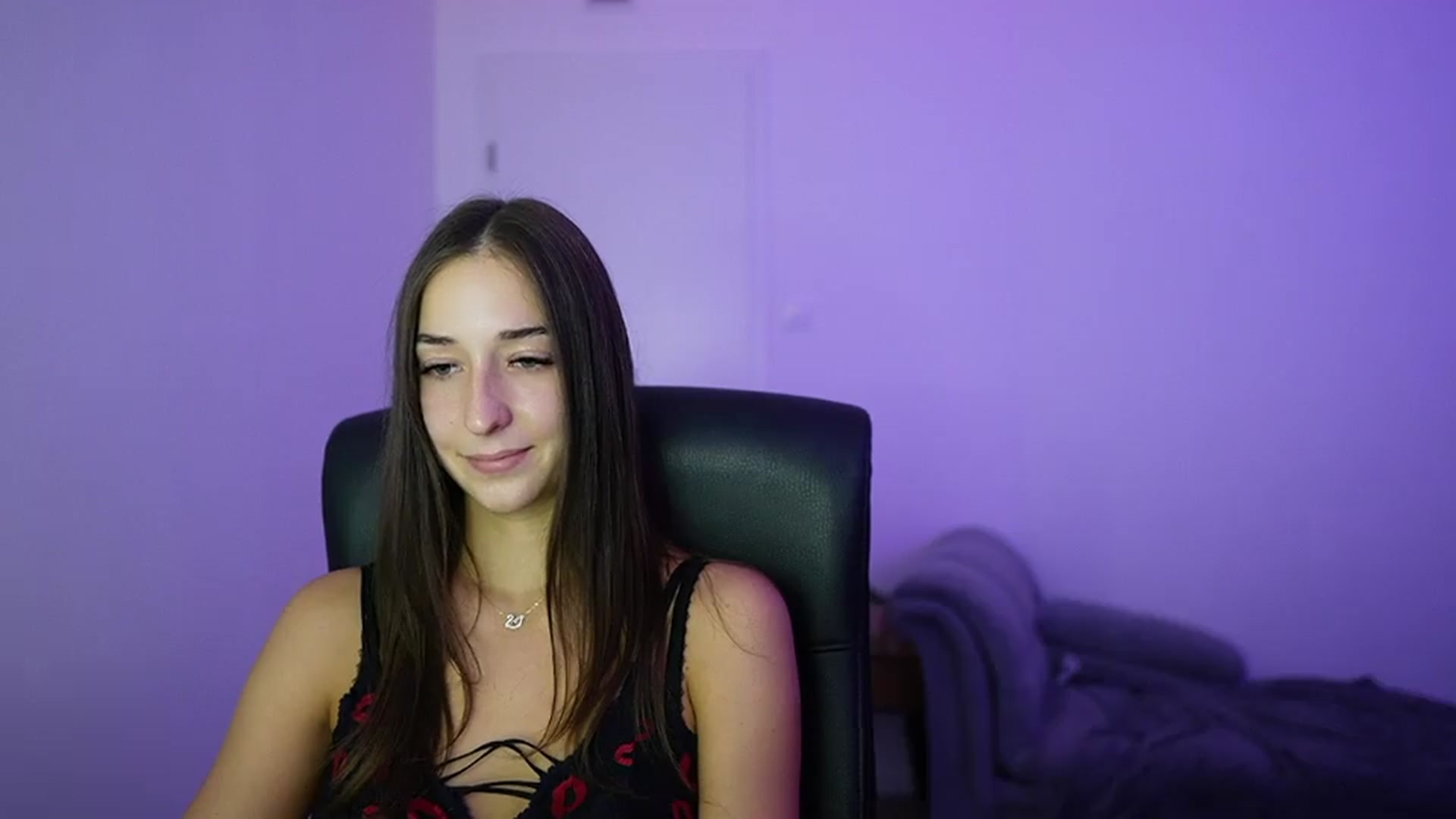 Gallery image thumbnail from Brunettte_18's myfreecams stream on, 07/03/2026, 18:53 image 9 of 20