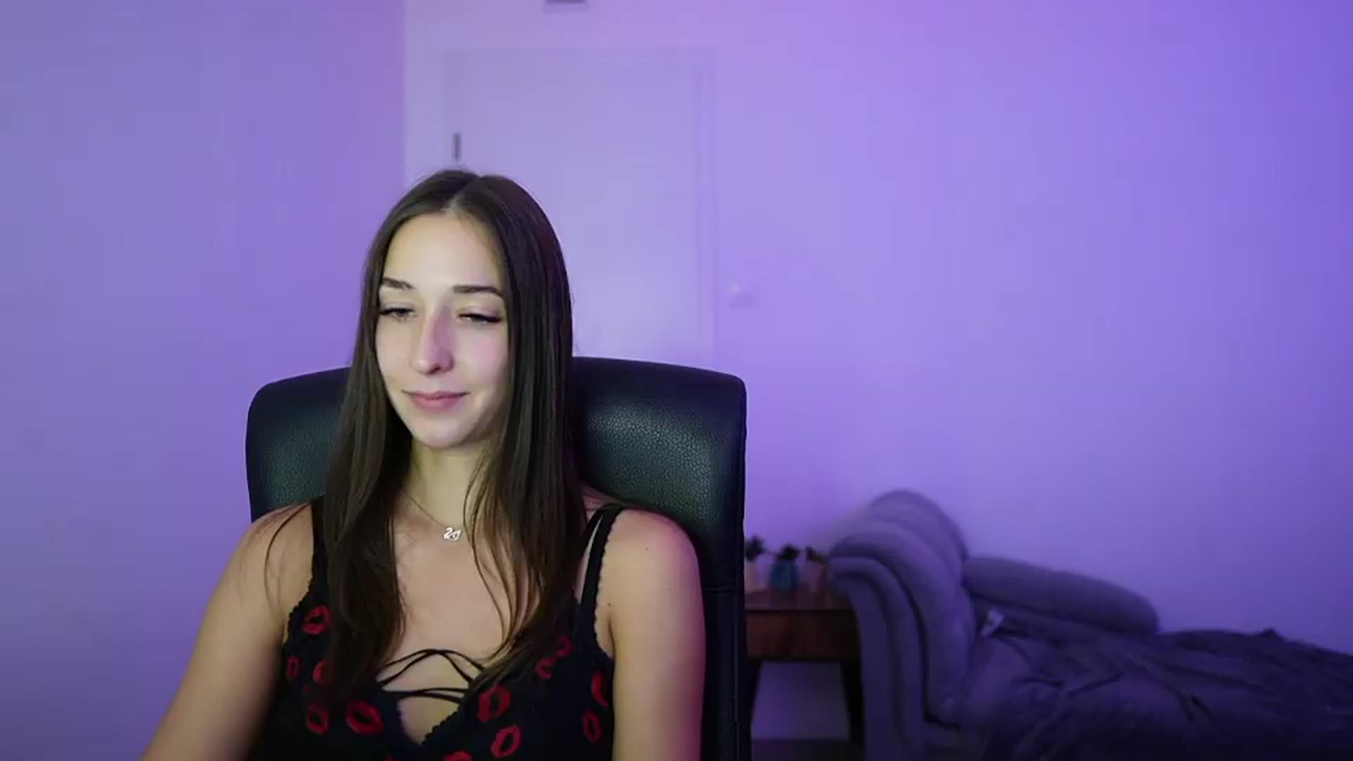 Gallery image thumbnail from Brunettte_18's myfreecams stream on, 07/03/2026, 19:45 image 11 of 20