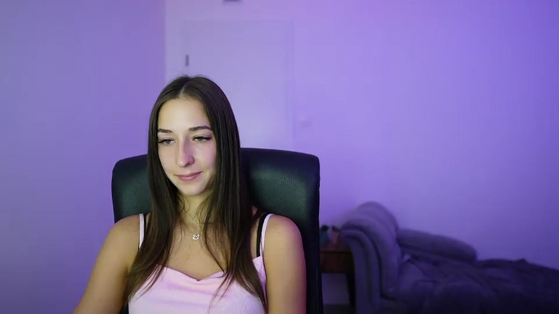 Gallery image thumbnail from Brunettte_18's myfreecams stream on, 07/04/2026, 14:34 image 12 of 20