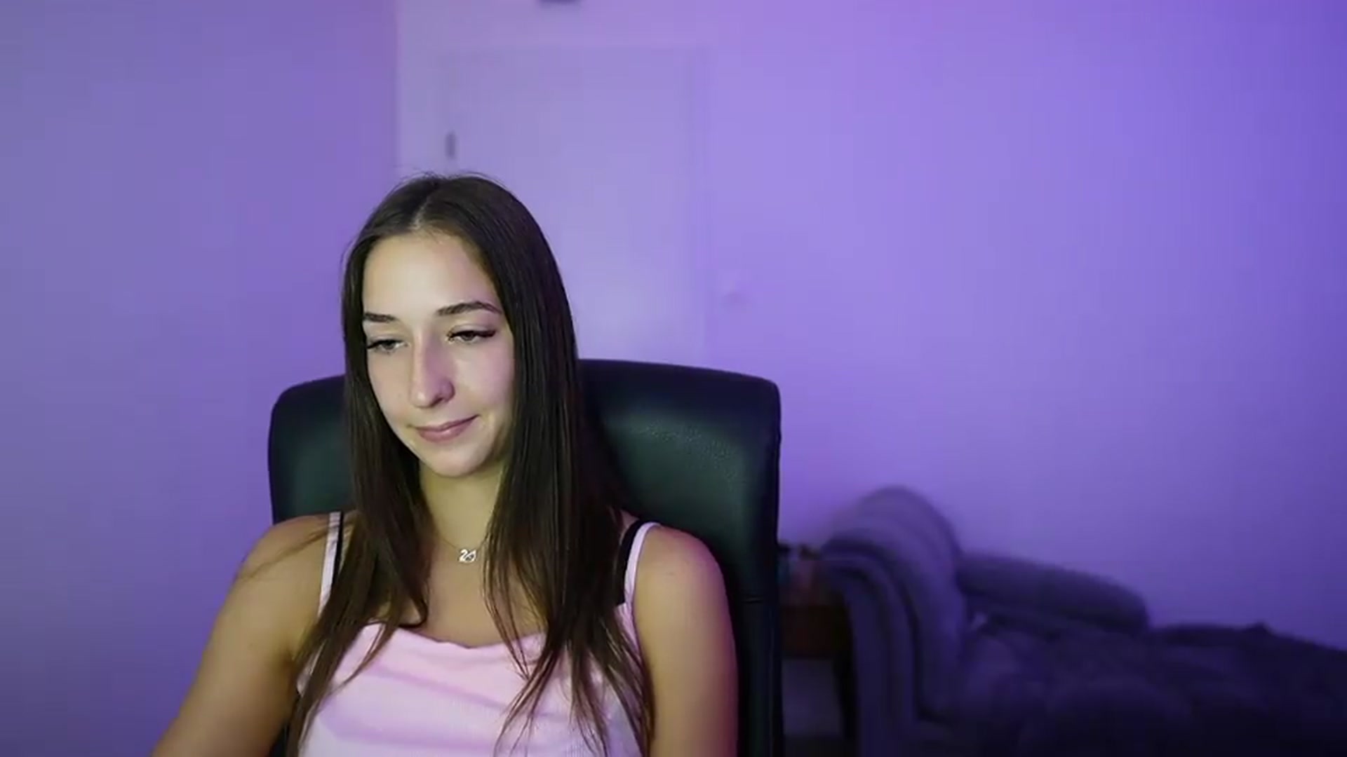 Gallery image thumbnail from Brunettte_18's myfreecams stream on, 07/04/2026, 14:34 image 20 of 20