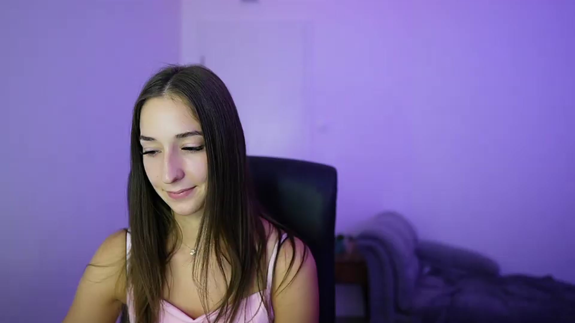 Gallery image thumbnail from Brunettte_18's myfreecams stream on, 07/04/2026, 17:22 image 14 of 20
