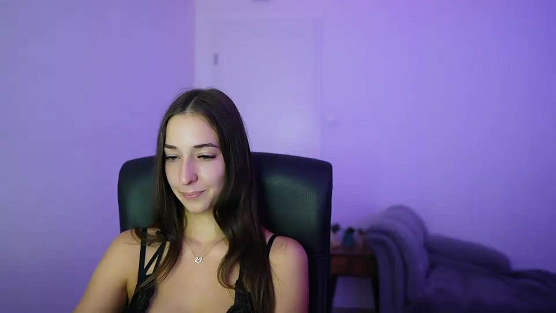 Gallery image thumbnail from Brunettte_18's myfreecams stream on, 07/07/2026, 17:44 image 7 of 20