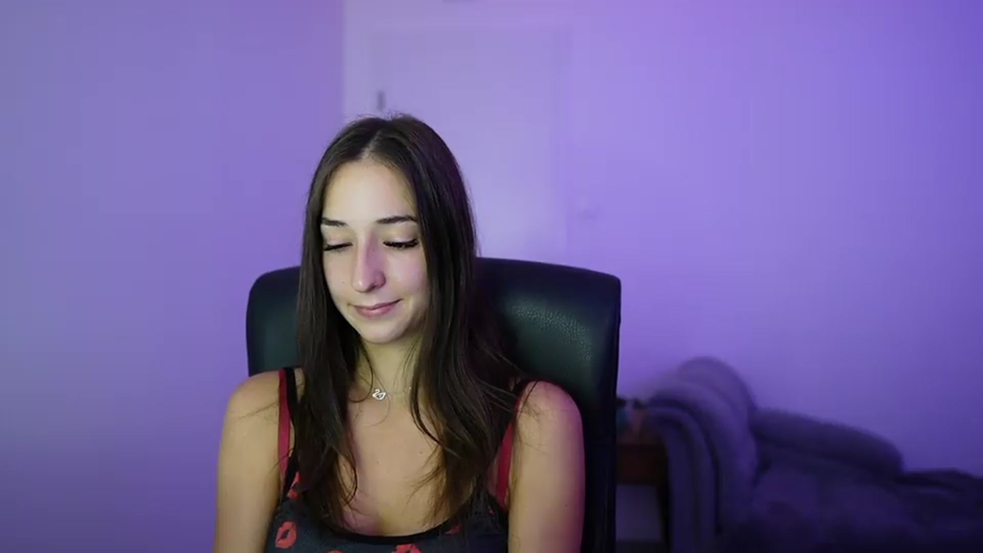 Gallery image thumbnail from Brunettte_18's myfreecams stream on, 07/09/2026, 14:55 image 9 of 20