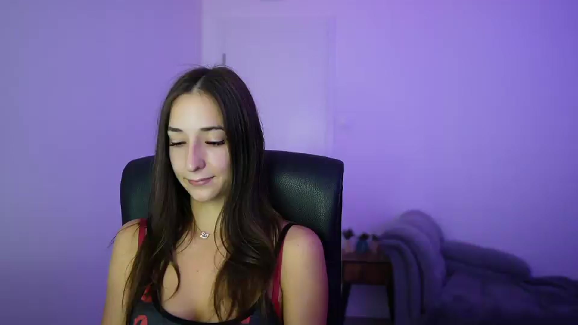 Gallery image thumbnail from Brunettte_18's myfreecams stream on, 07/09/2026, 16:59 image 6 of 20