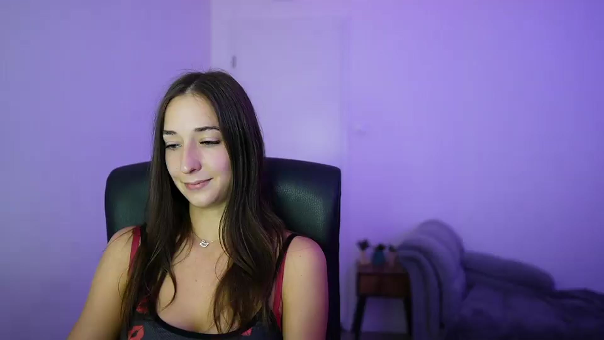 Gallery image thumbnail from Brunettte_18's myfreecams stream on, 07/09/2026, 16:59 image 10 of 20