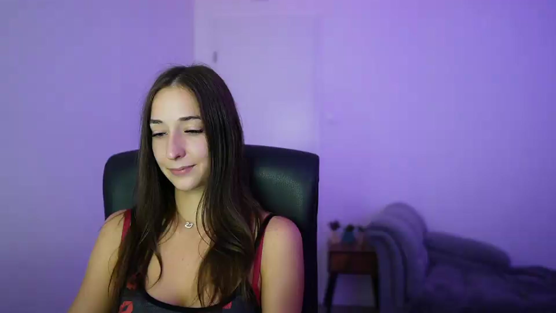 Gallery image thumbnail from Brunettte_18's myfreecams stream on, 07/09/2026, 16:59 image 9 of 20