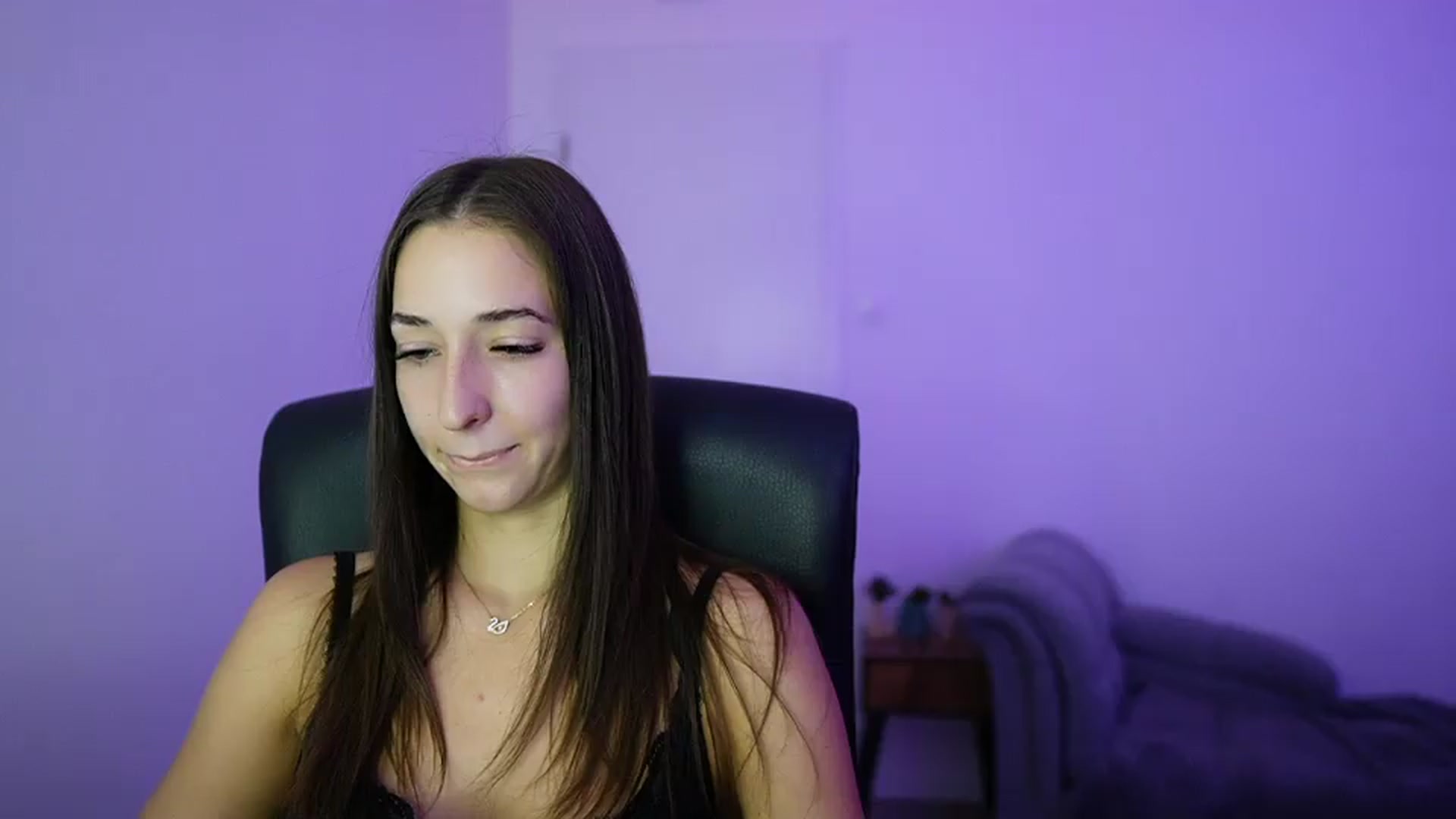 Gallery image thumbnail from Brunettte_18's myfreecams stream on, 07/10/2026, 14:52 image 9 of 20