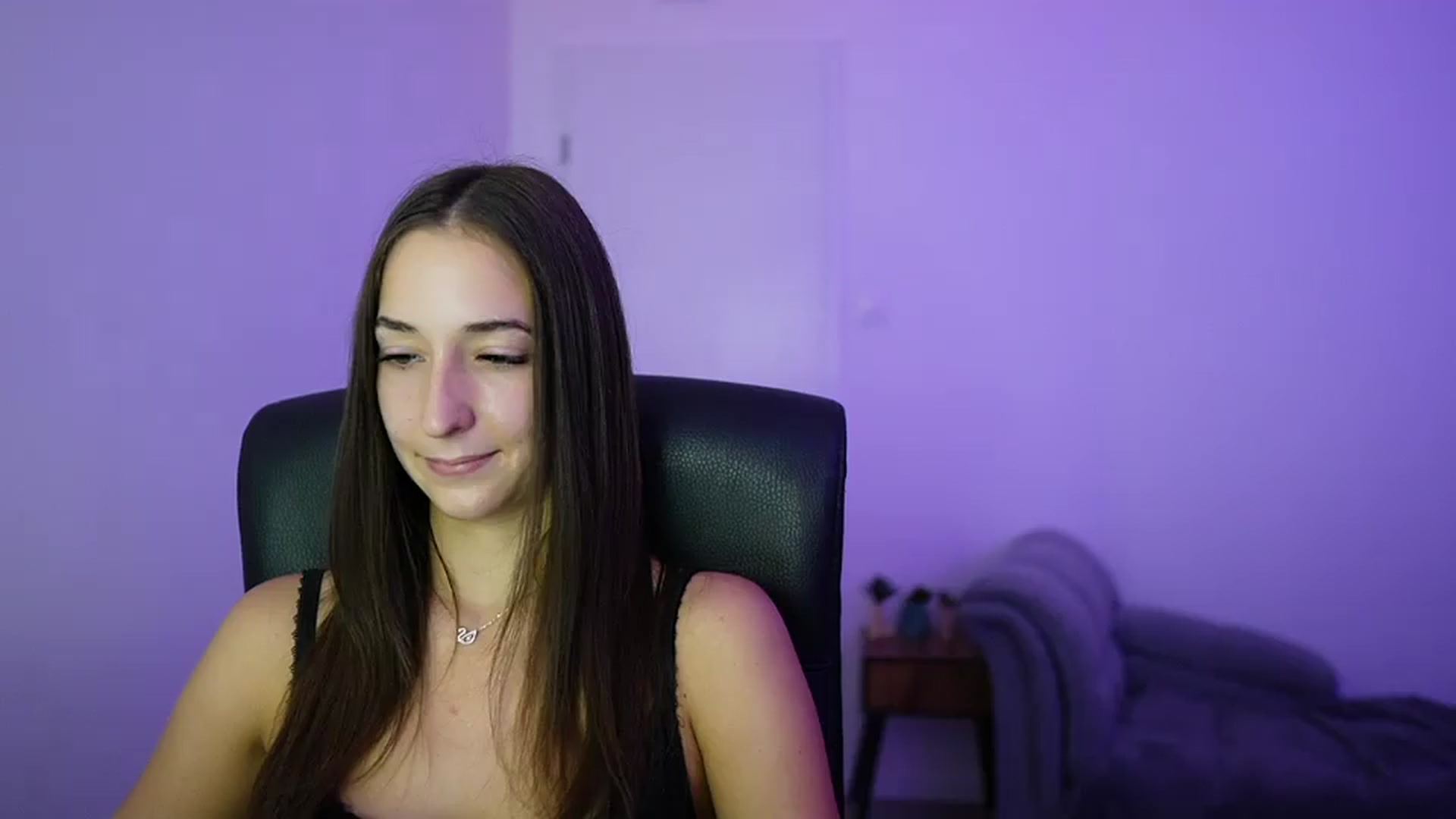Gallery image thumbnail from Brunettte_18's myfreecams stream on, 07/10/2026, 17:23 image 10 of 20