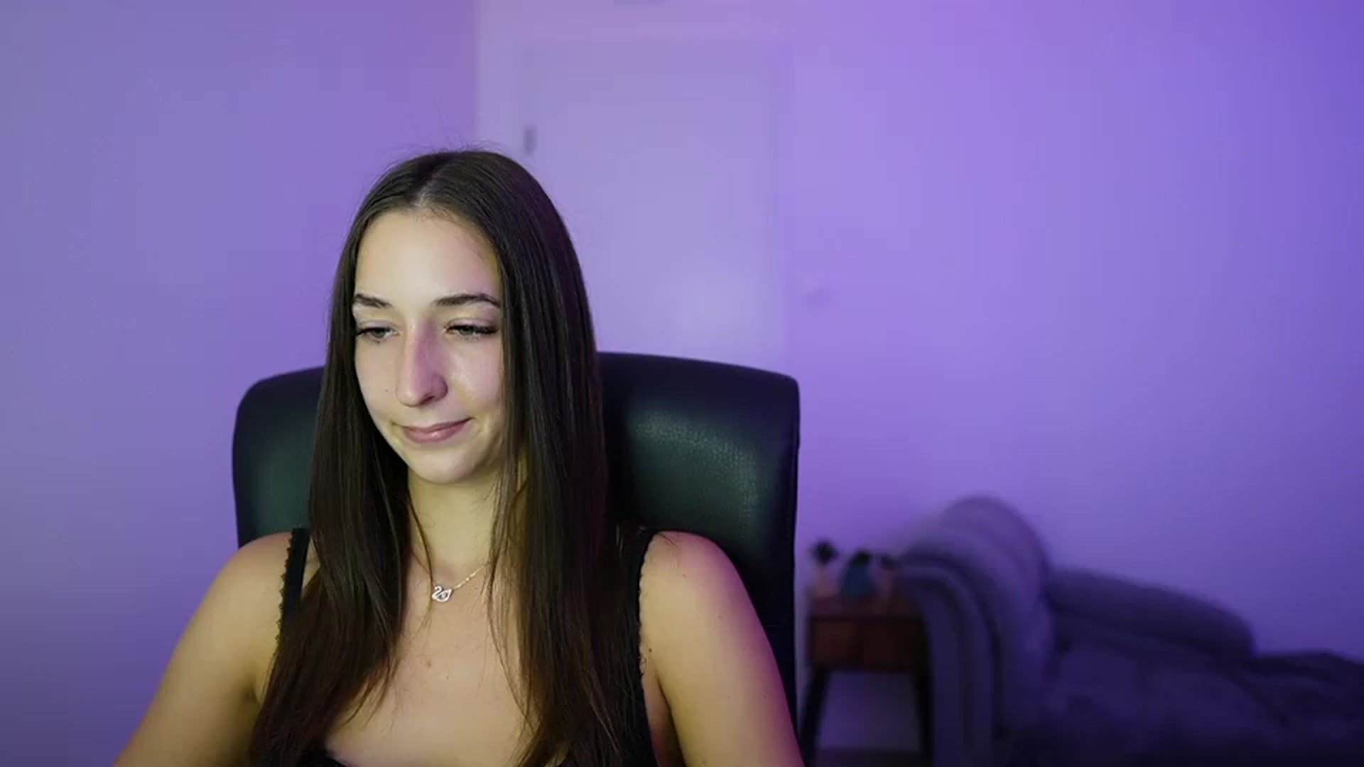 Gallery image thumbnail from Brunettte_18's myfreecams stream on, 07/10/2026, 17:23 image 7 of 20