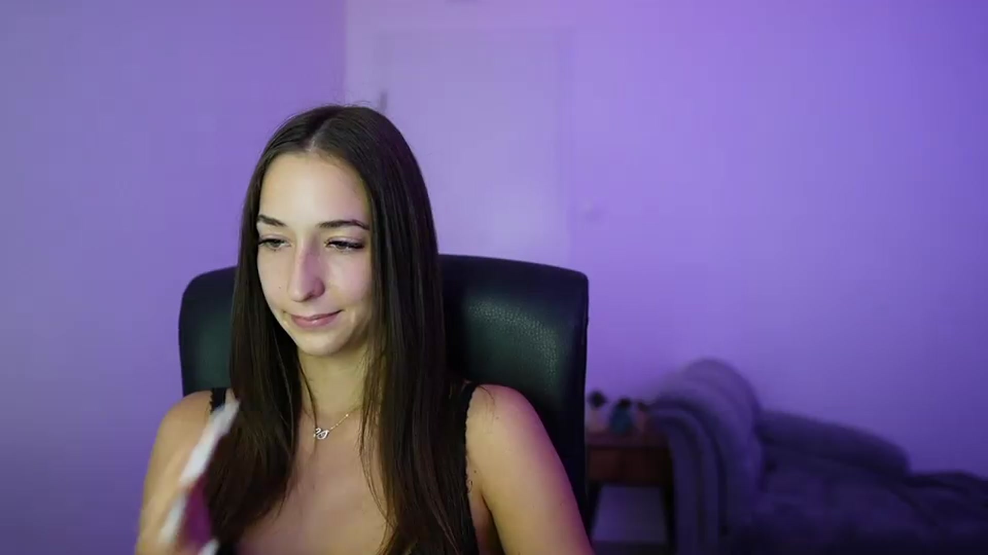 Gallery image thumbnail from Brunettte_18's myfreecams stream on, 07/10/2026, 17:23 image 6 of 20