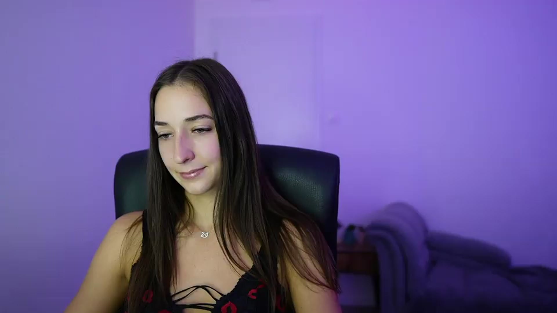 Gallery image thumbnail from Brunettte_18's myfreecams stream on, 07/13/2026, 14:44 image 19 of 20
