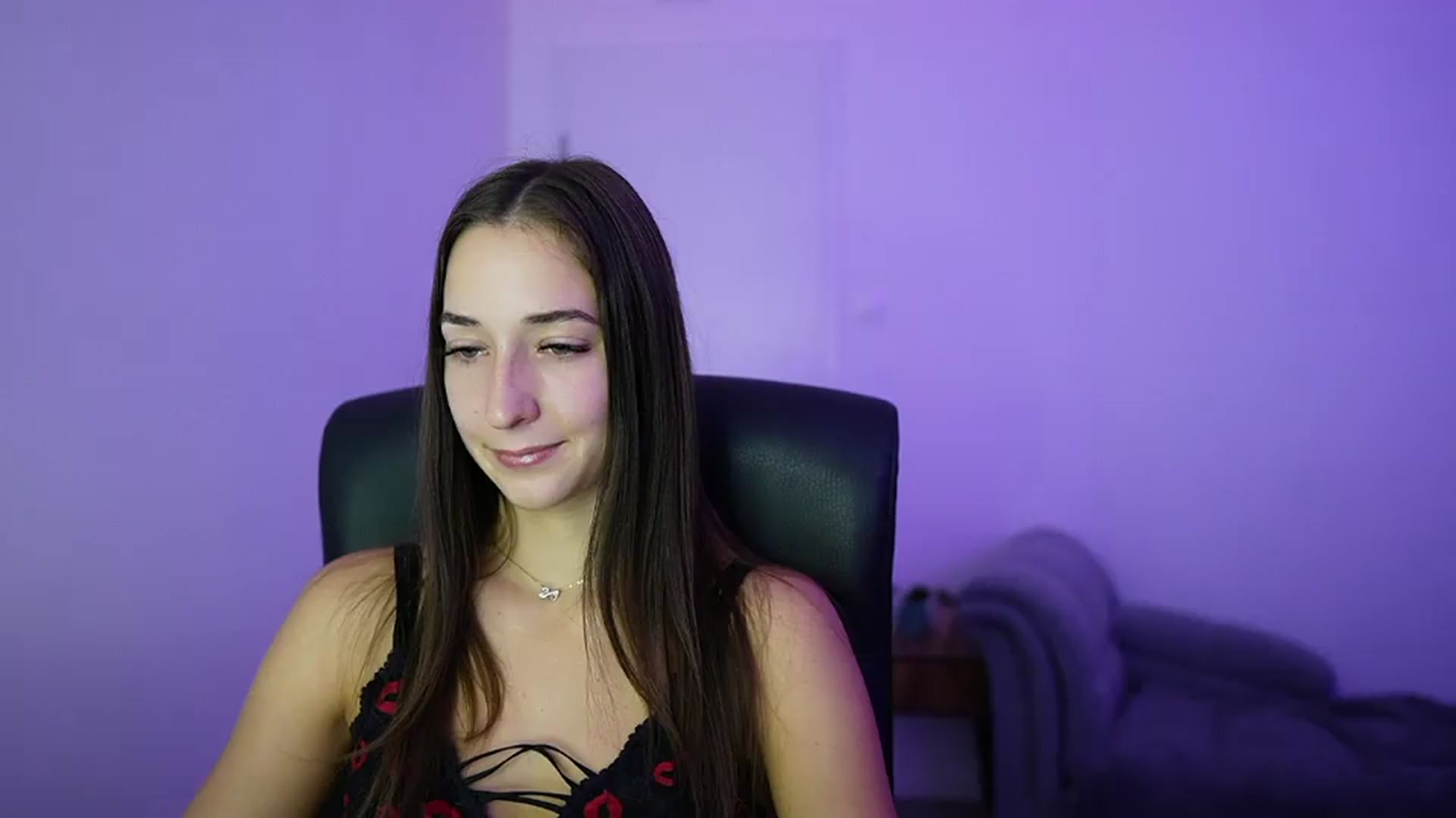 Gallery image thumbnail from Brunettte_18's myfreecams stream on, 07/13/2026, 14:44 image 12 of 20