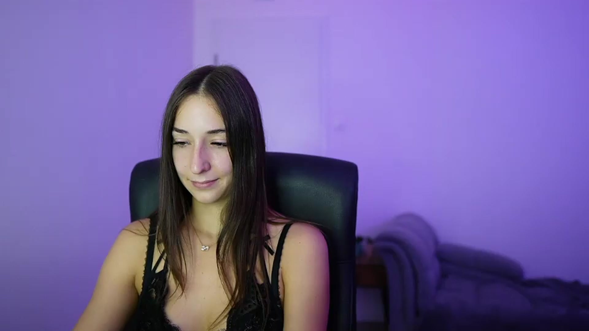 Gallery image thumbnail from Brunettte_18's myfreecams stream on, 07/16/2026, 15:34 image 18 of 20