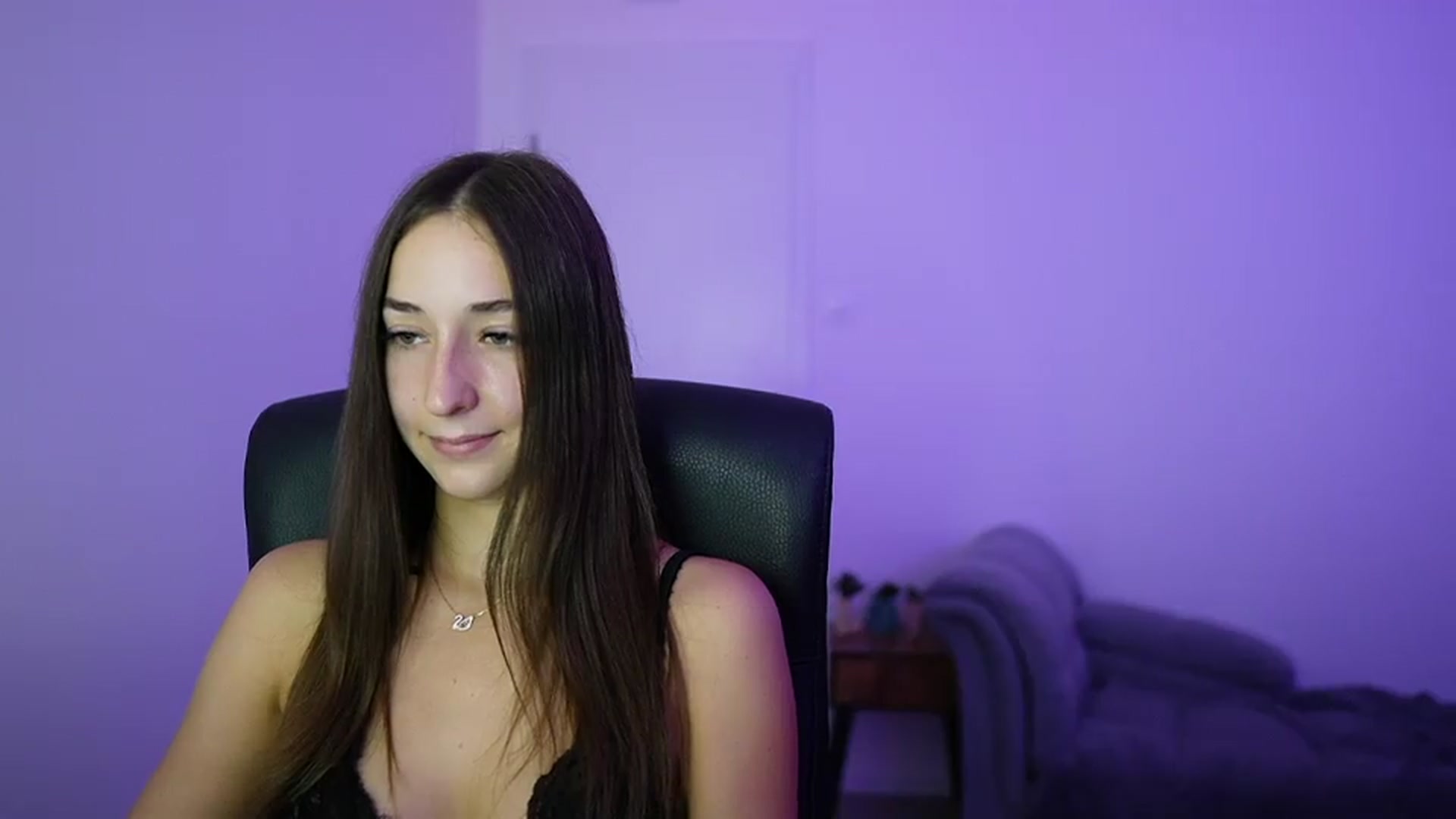 Gallery image thumbnail from Brunettte_18's myfreecams stream on, 07/16/2026, 15:34 image 5 of 20