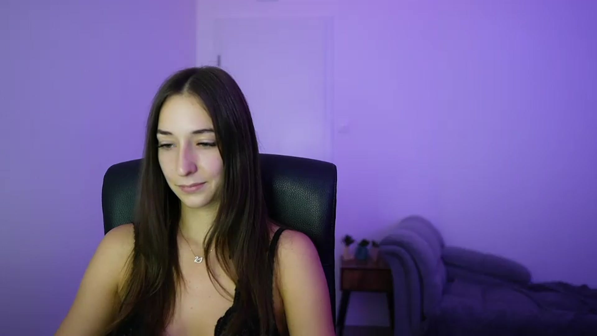 Gallery image thumbnail from Brunettte_18's myfreecams stream on, 07/16/2026, 16:05 image 10 of 20