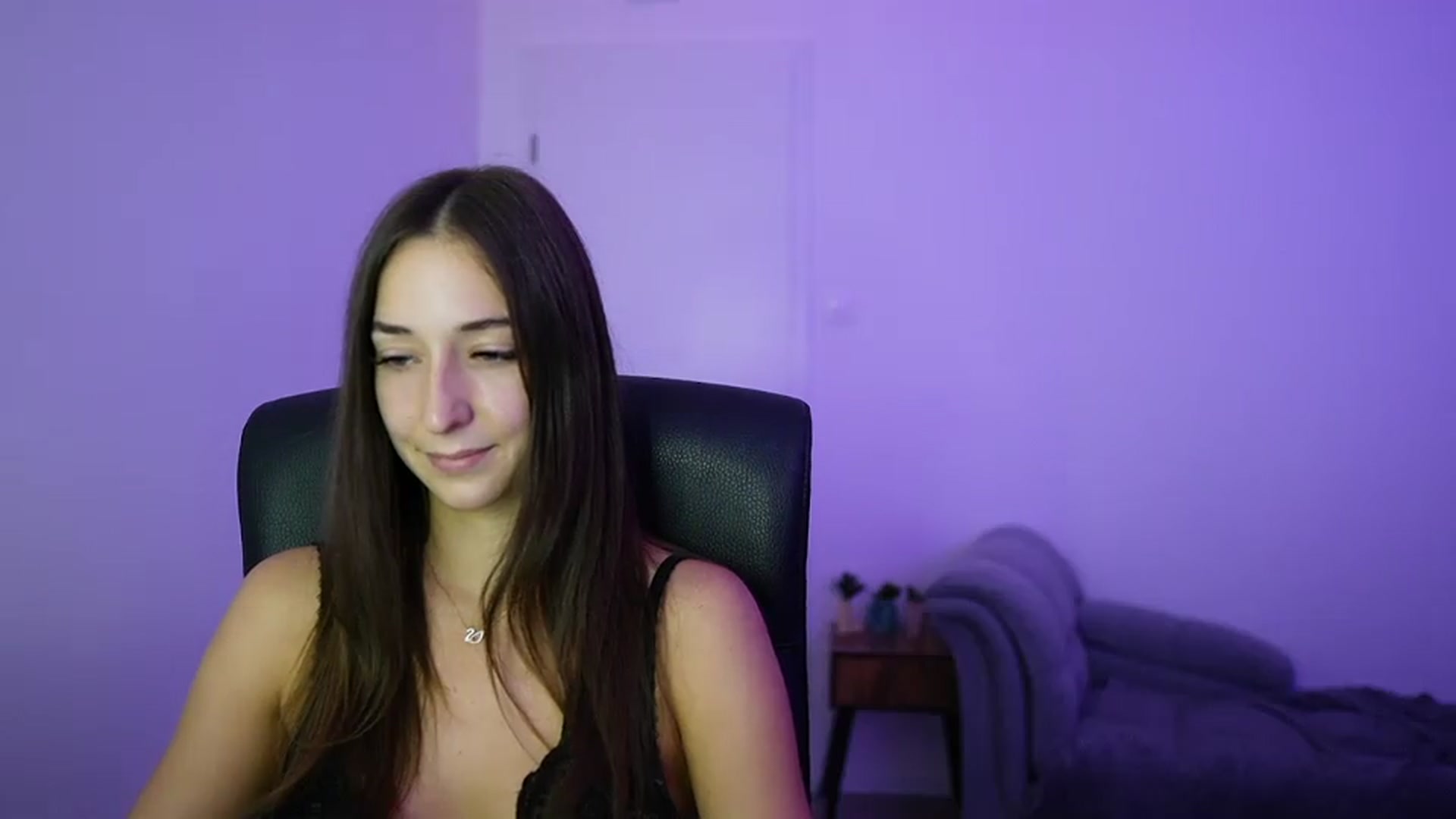 Gallery image thumbnail from Brunettte_18's myfreecams stream on, 07/16/2026, 16:05 image 18 of 20