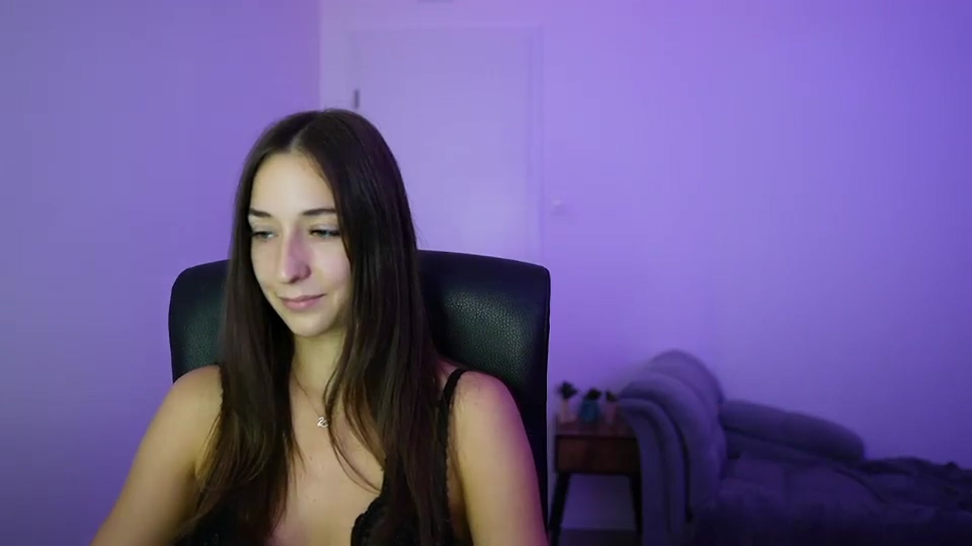 Gallery image thumbnail from Brunettte_18's myfreecams stream on, 07/16/2026, 16:05 image 14 of 20