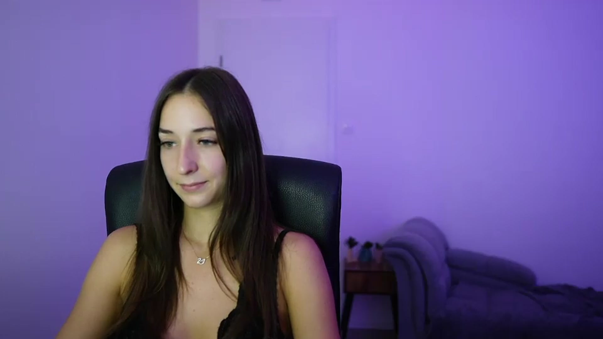 Gallery image thumbnail from Brunettte_18's myfreecams stream on, 07/16/2026, 16:05 image 7 of 20
