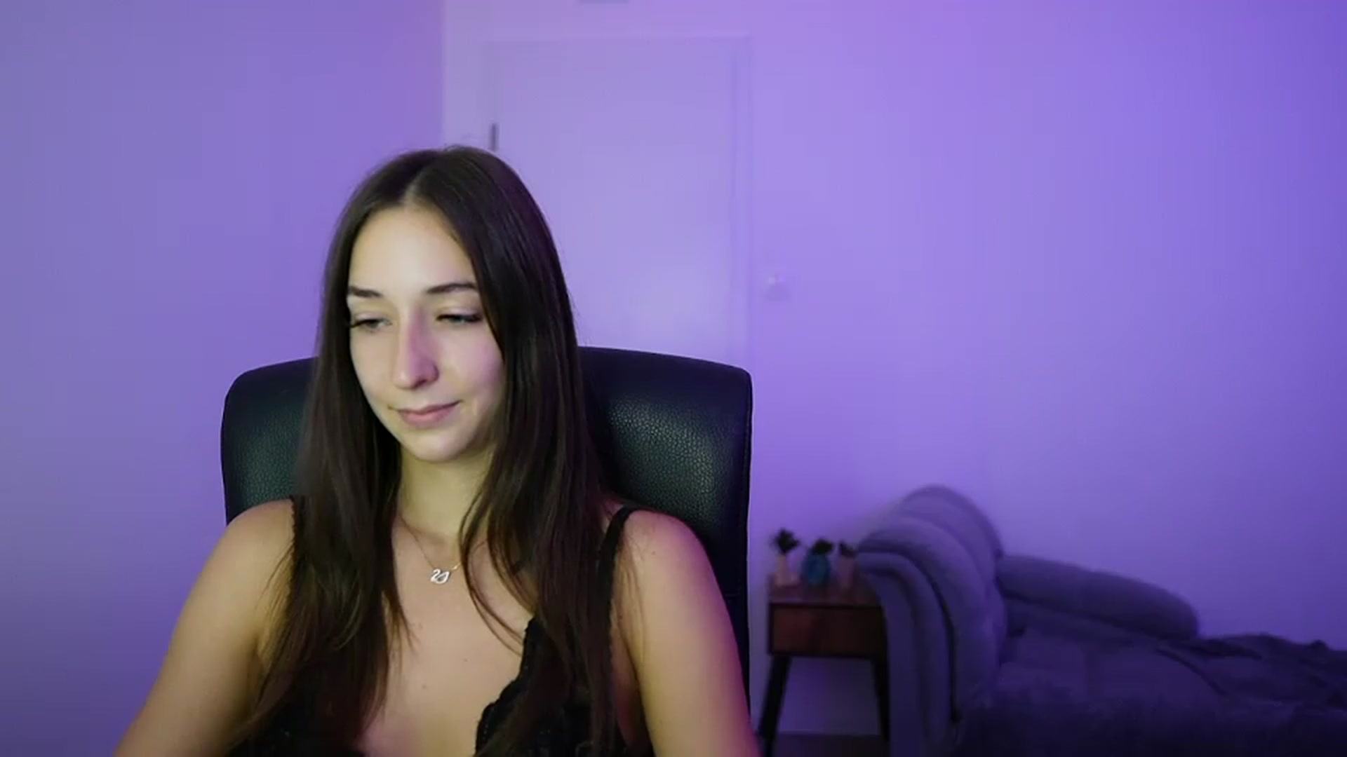 Gallery image thumbnail from Brunettte_18's myfreecams stream on, 07/16/2026, 16:05 image 5 of 20