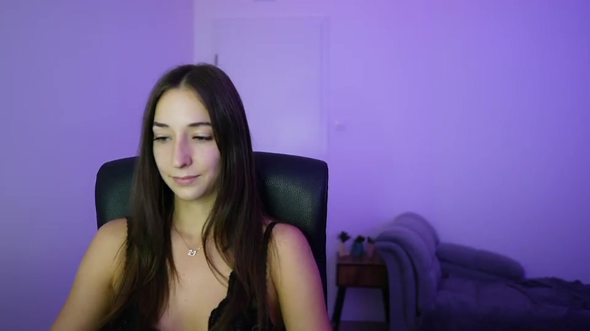 Gallery image thumbnail from Brunettte_18's myfreecams stream on, 07/16/2026, 16:05 image 4 of 20