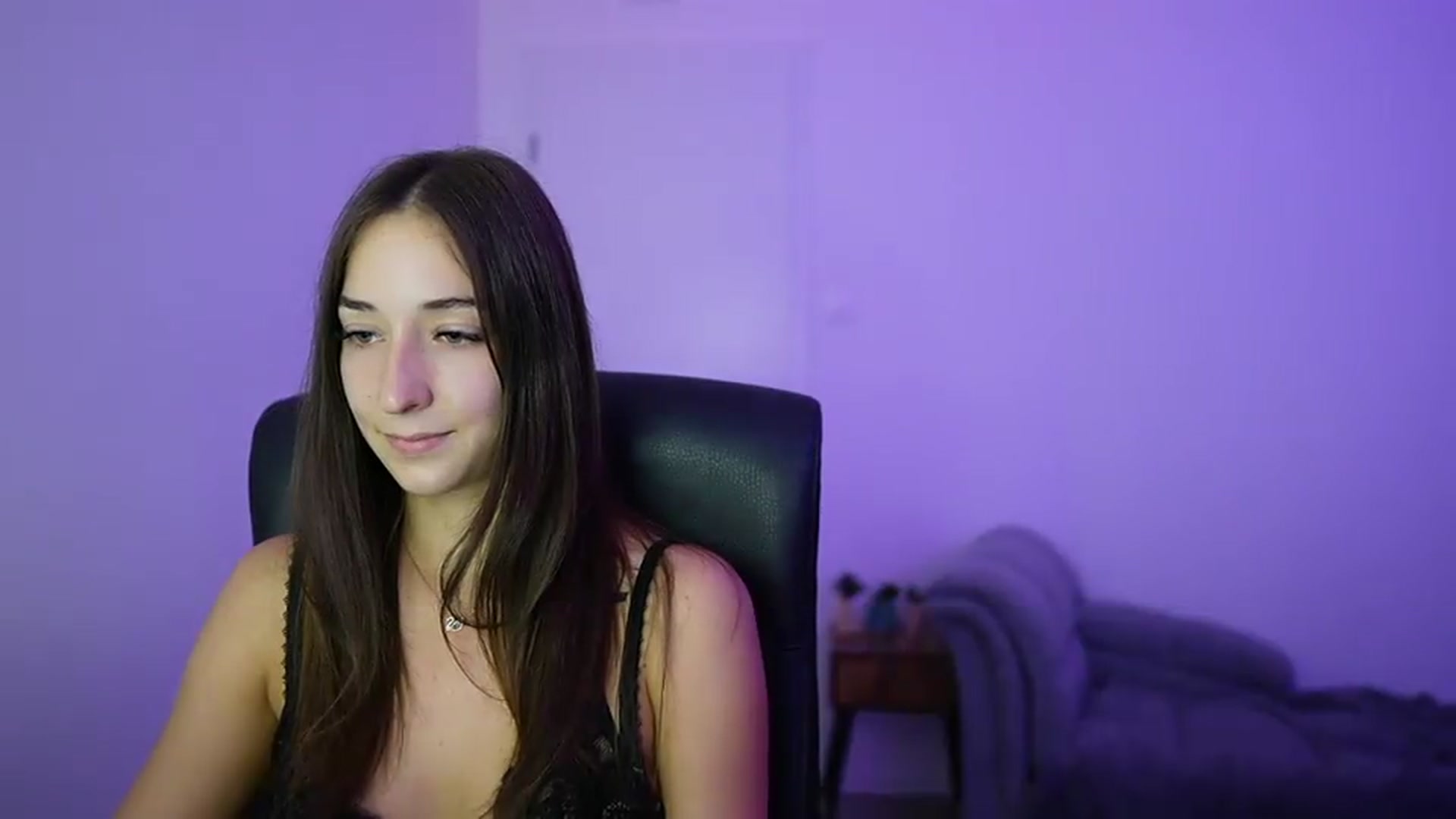 Gallery image thumbnail from Brunettte_18's myfreecams stream on, 07/16/2026, 16:05 image 3 of 20