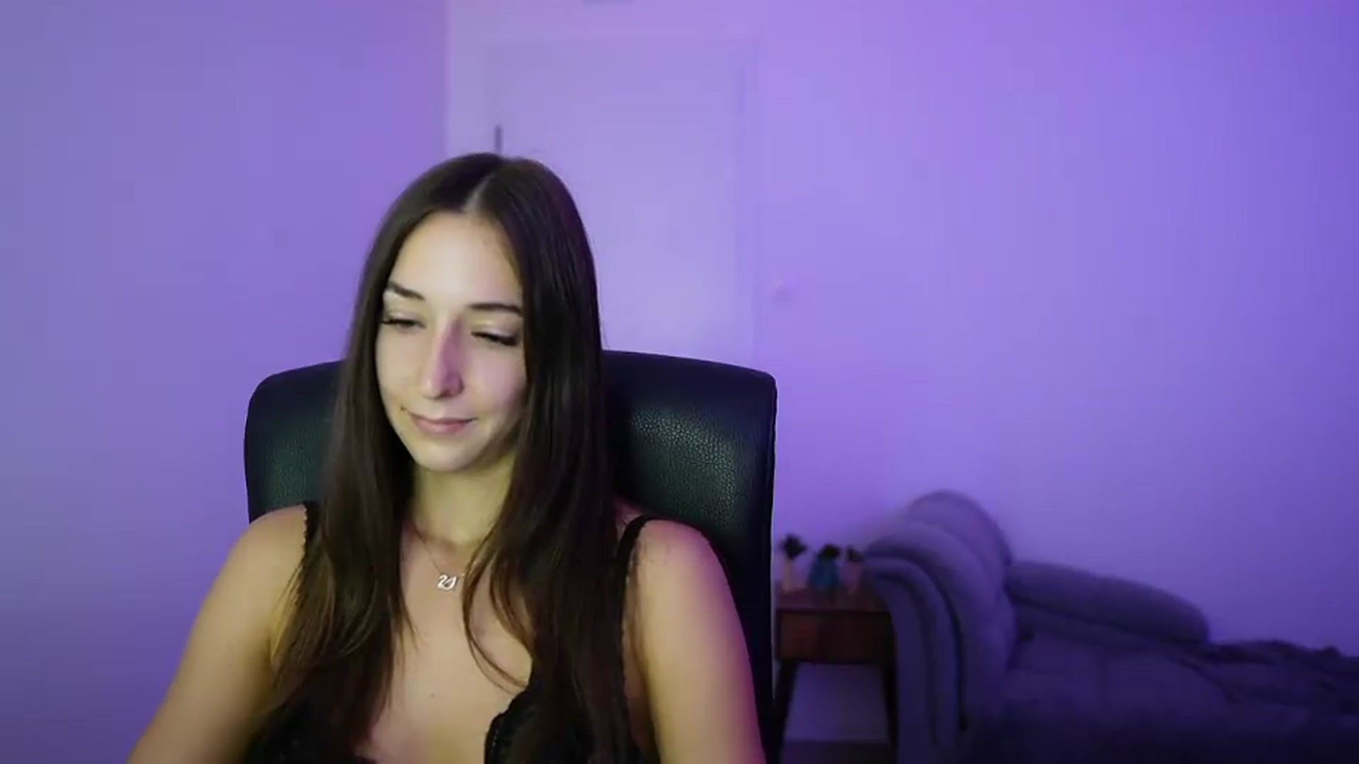 Gallery image thumbnail from Brunettte_18's myfreecams stream on, 07/16/2026, 16:05 image 12 of 20