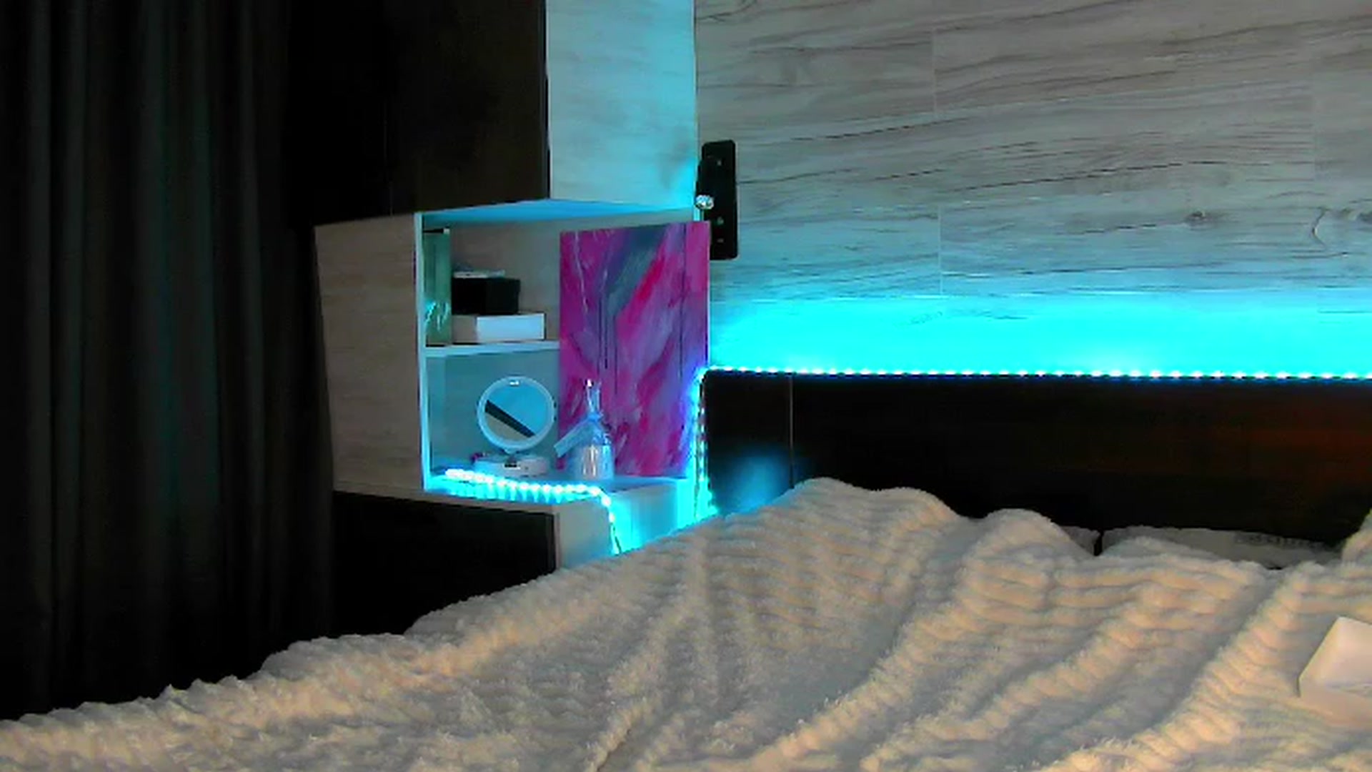 Gallery image thumbnail from Brunnett_Cute's myfreecams stream on, 03/13/2024, 16:38 image 19 of 20