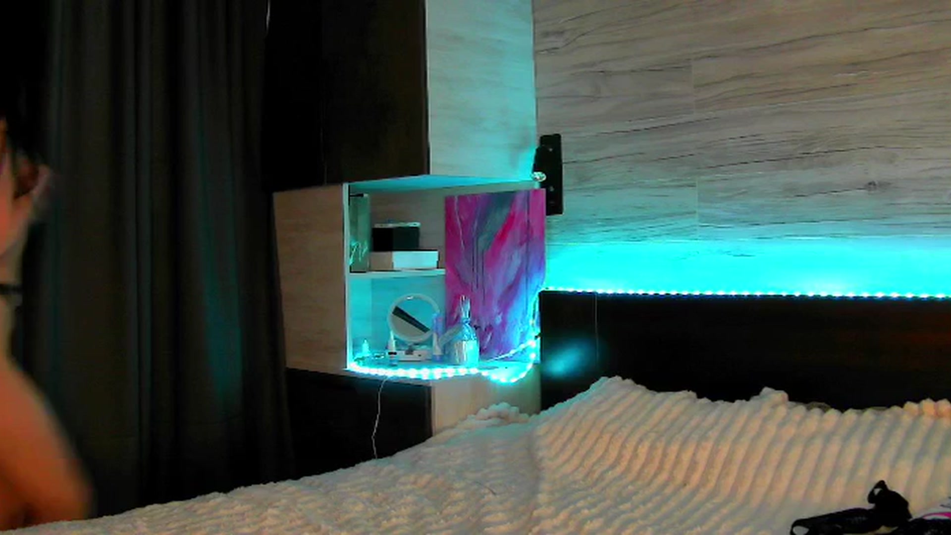Gallery image thumbnail from Brunnett_Cute's myfreecams stream on, 03/16/2024, 14:52 image 15 of 20