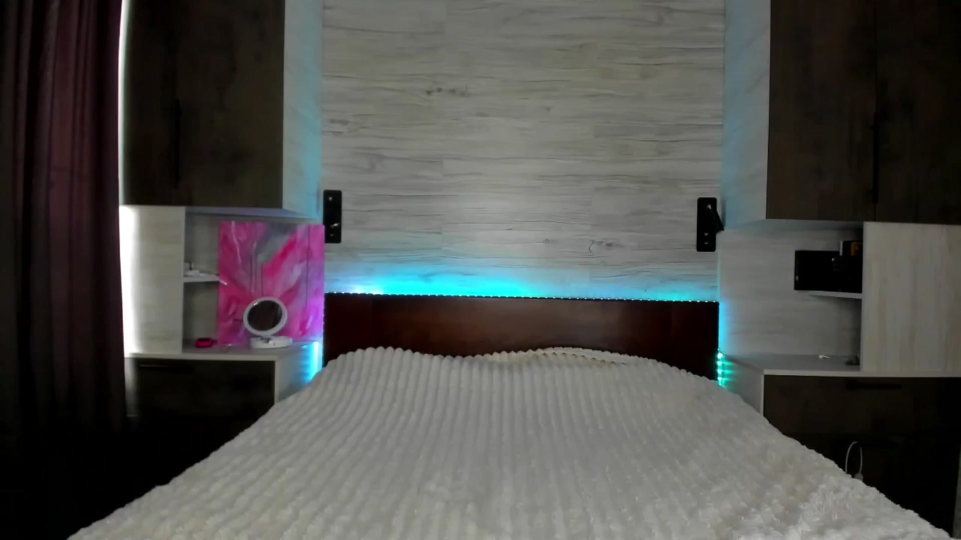 Gallery image thumbnail from Brunnett_Cute's myfreecams stream on, 08/05/2024, 12:25 image 18 of 20