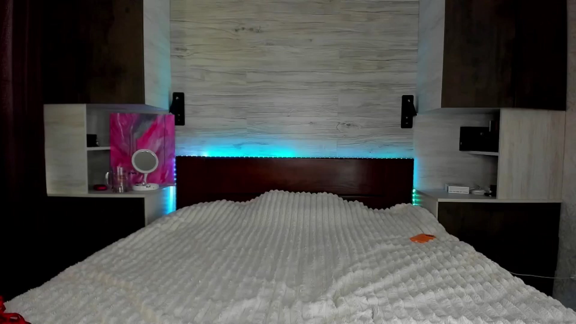 Gallery image thumbnail from Brunnett_Cute's myfreecams stream on, 08/24/2024, 14:17 image 11 of 20