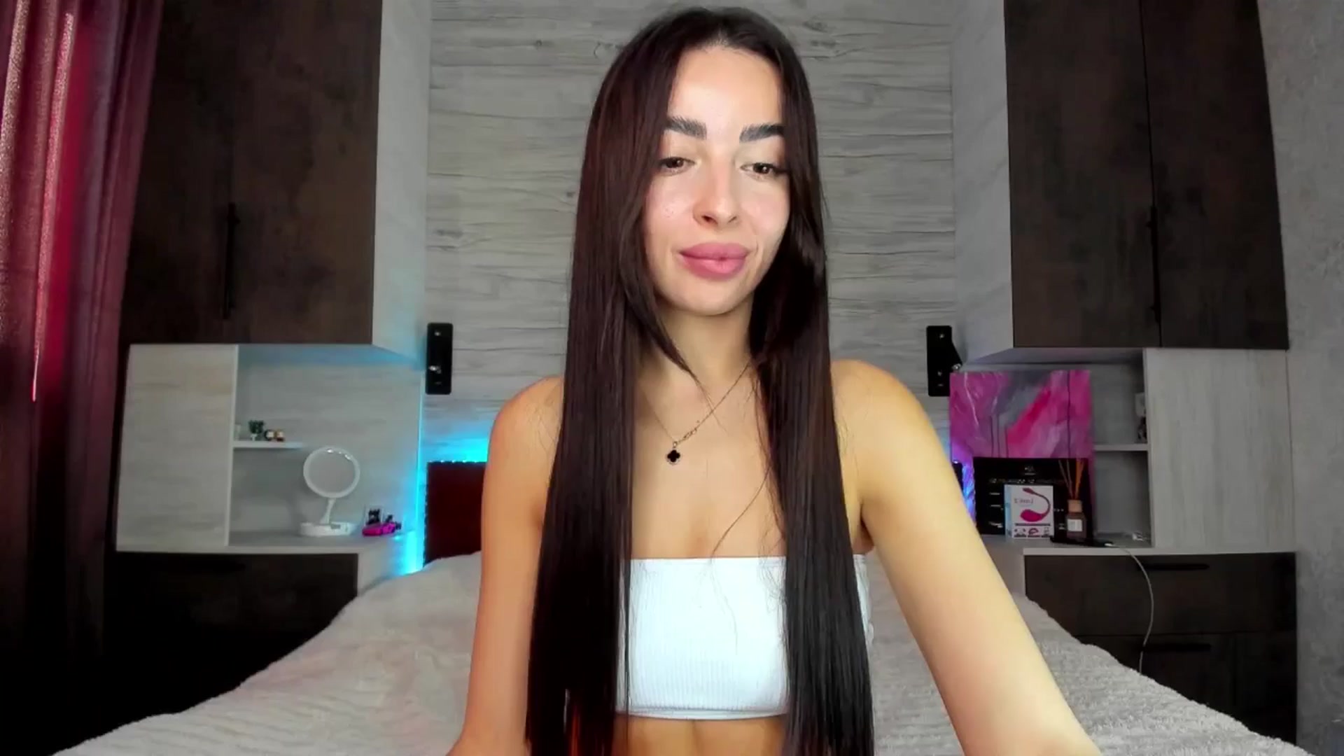 Gallery image thumbnail from Brunnett_Cute's myfreecams stream on, 04/04/2025, 14:26 image 1 of 20