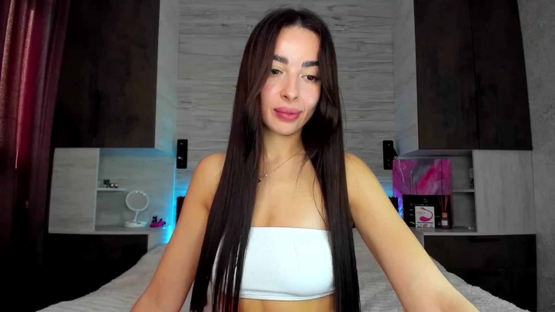 Gallery image thumbnail from Brunnett_Cute's myfreecams stream on, 04/04/2025, 14:26 image 8 of 20